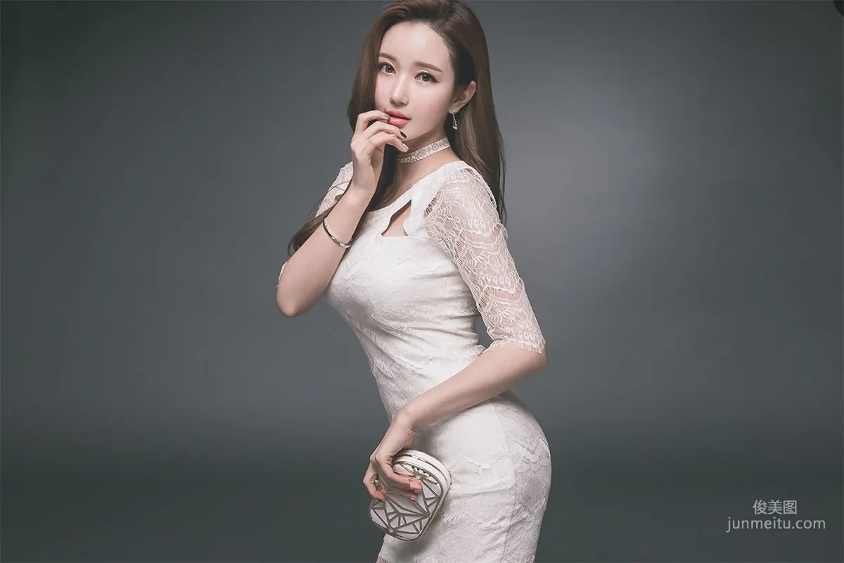 李妍静《韩国网红服装模特2》写真集10