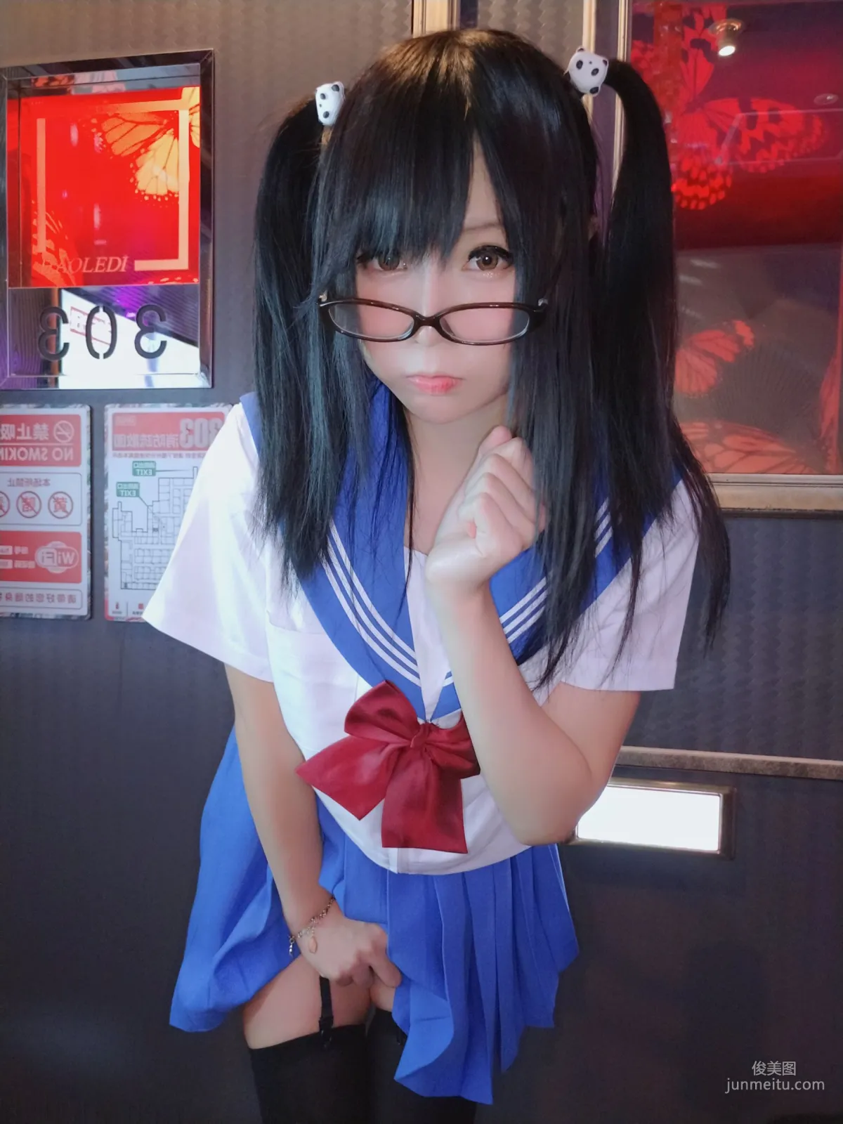 COSER摇摇乐yoyo《诱人小学妹》 [COSPLAY福利] 写真集25