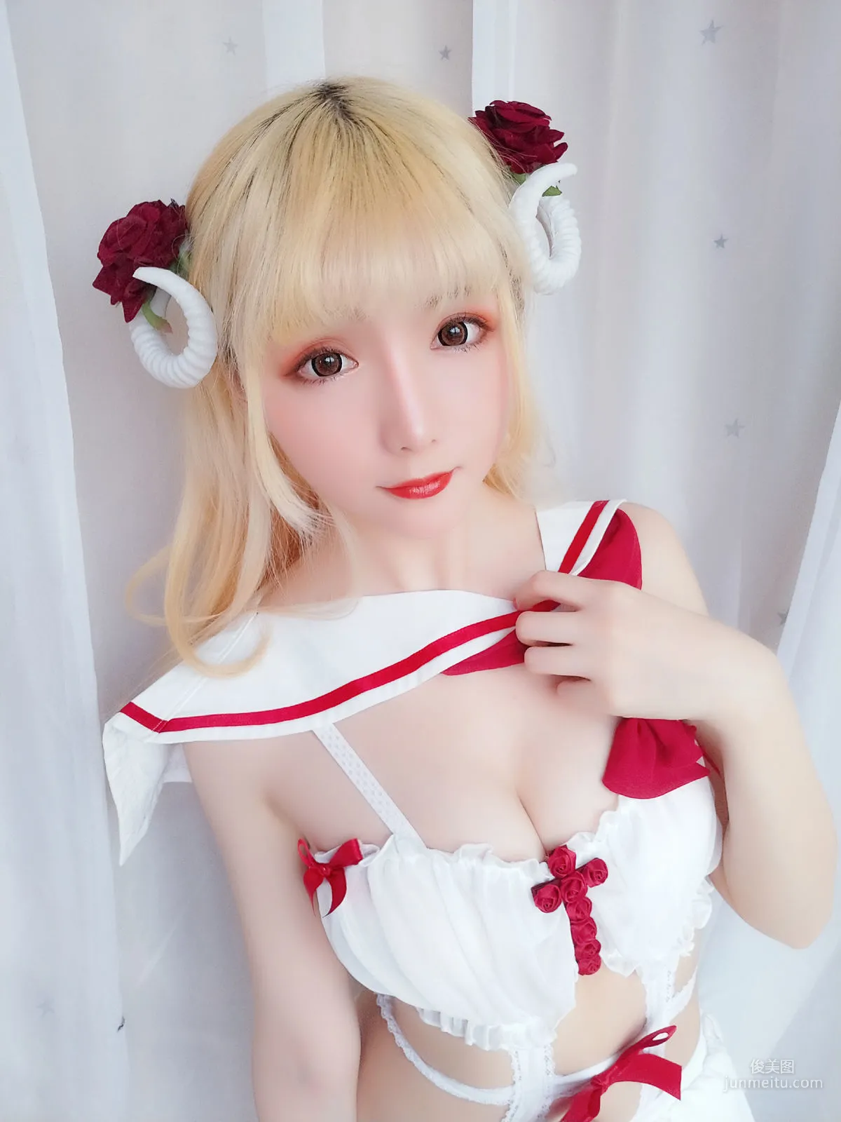 星之迟迟 《玫瑰月光包》 [福利COSPLAY] 写真集28