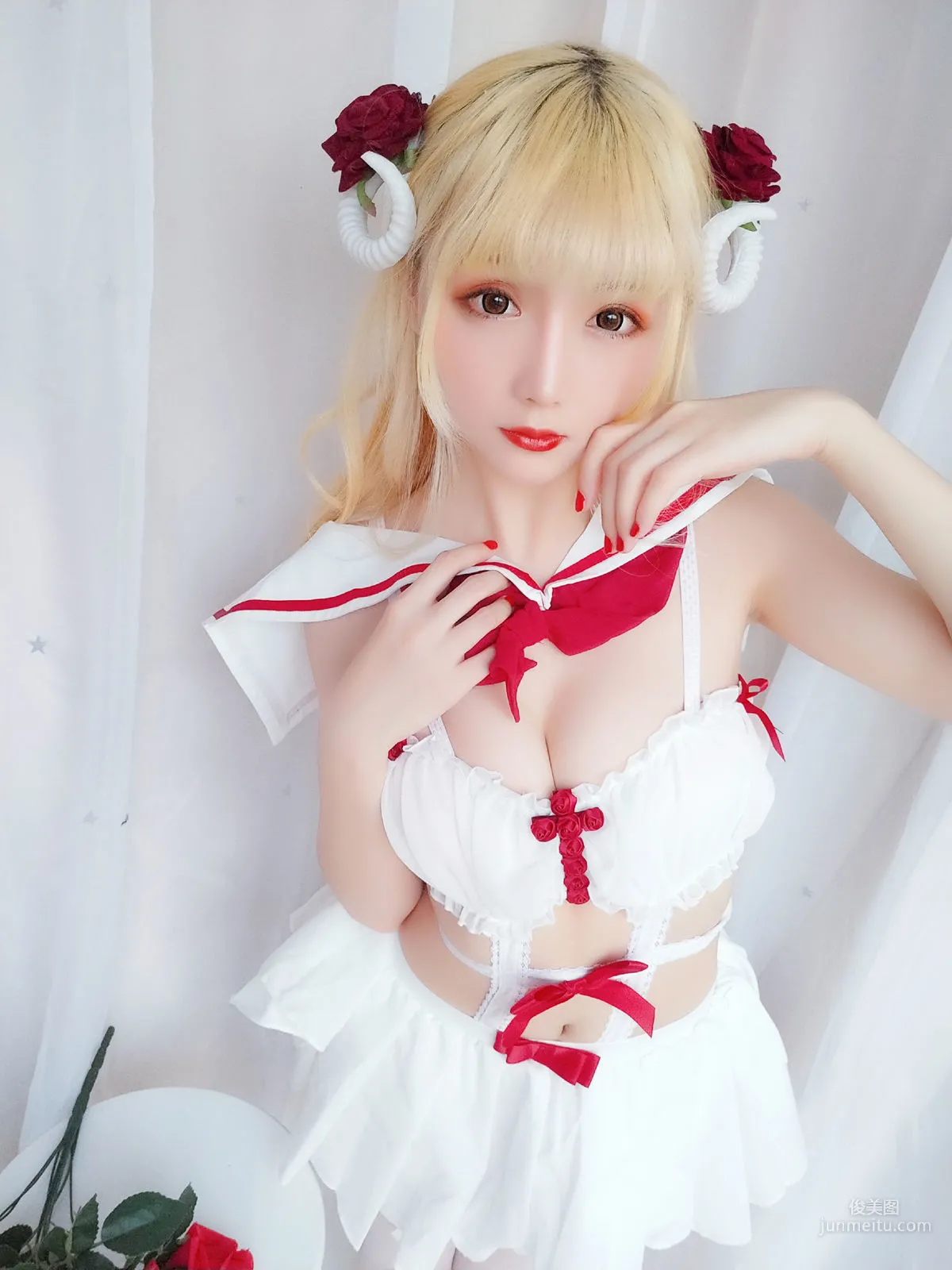 星之迟迟 《玫瑰月光包》 [福利COSPLAY] 写真集36