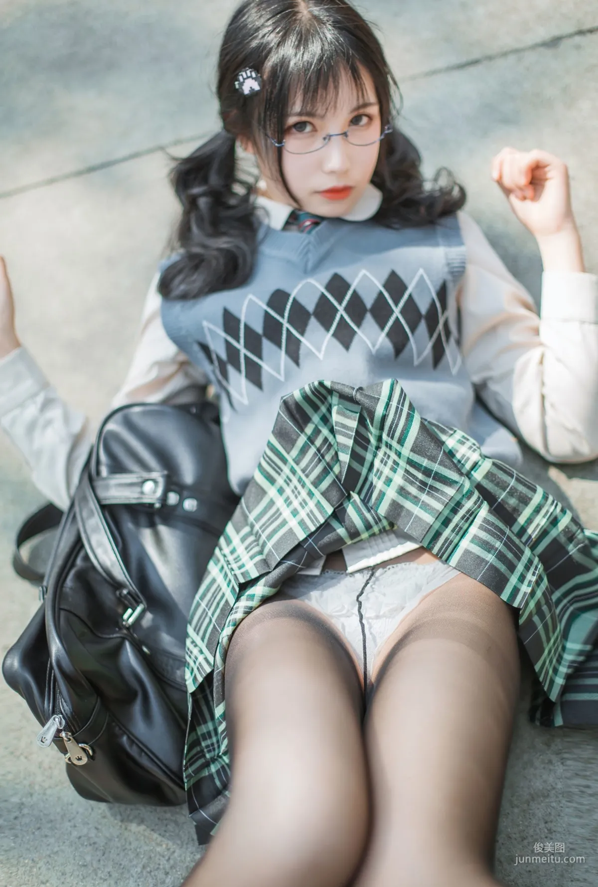 COSER小姐姐逐月su 《乡间小路》 [COSPLAY美少女] 写真集44