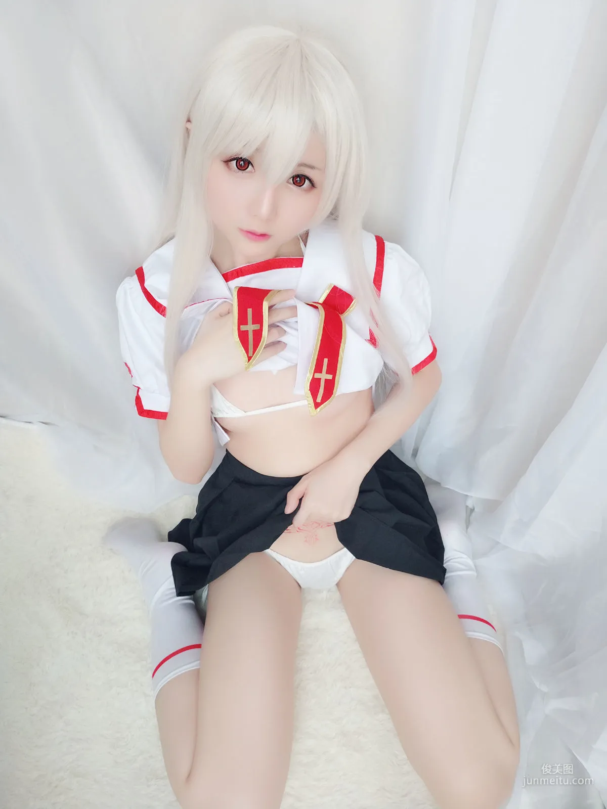 星之迟迟 《伊莉雅同人包》 [福利COSPLAY] 写真集33