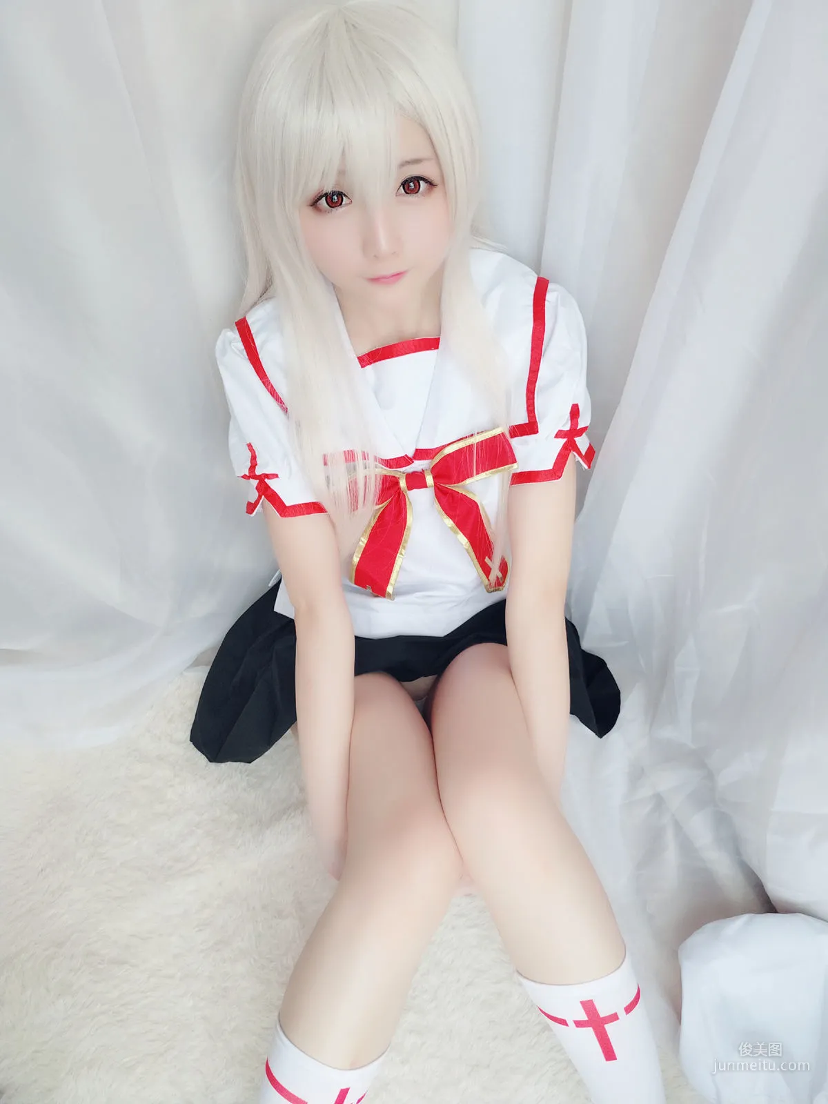 星之迟迟 《伊莉雅同人包》 [福利COSPLAY] 写真集18