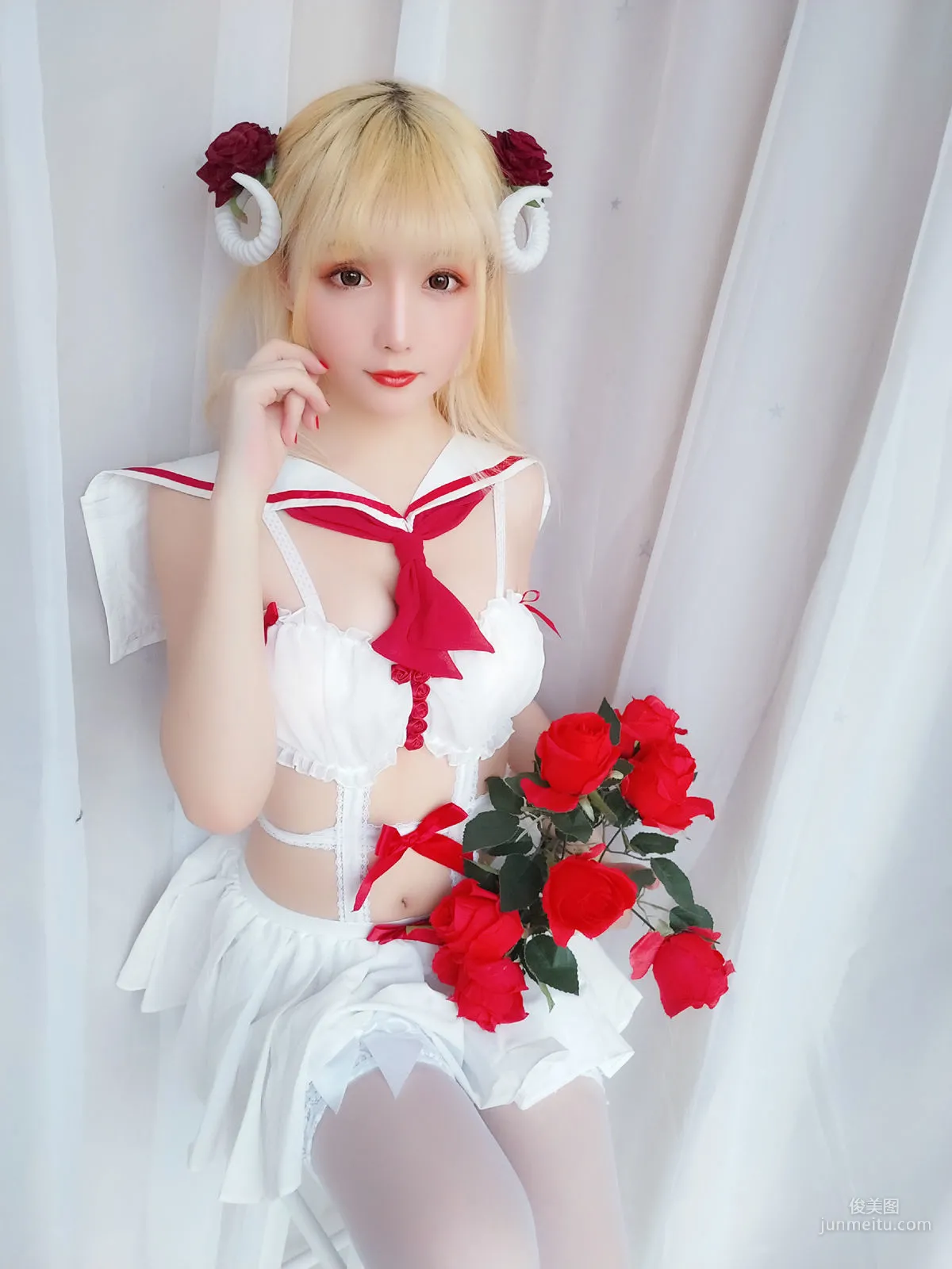 星之迟迟 《玫瑰月光包》 [福利COSPLAY] 写真集39