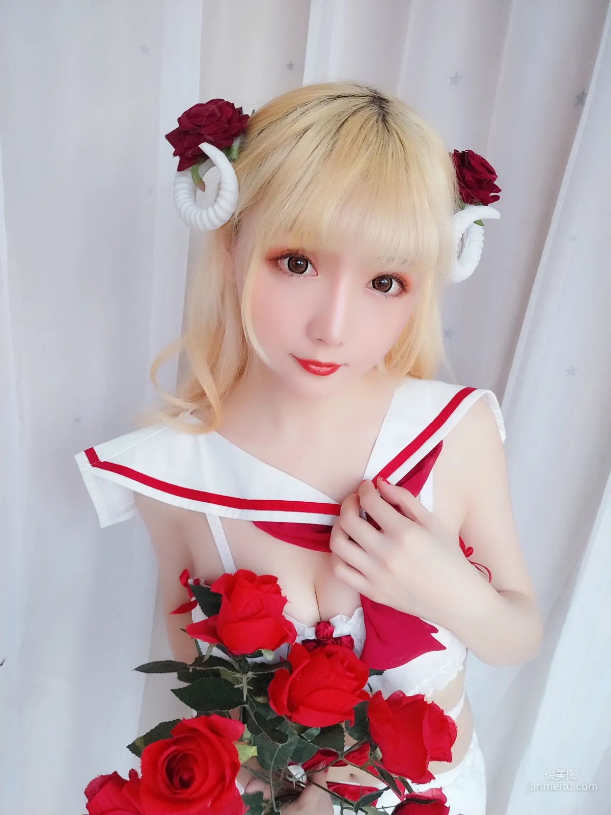 星之迟迟 《玫瑰月光包》 [福利COSPLAY] 写真集67