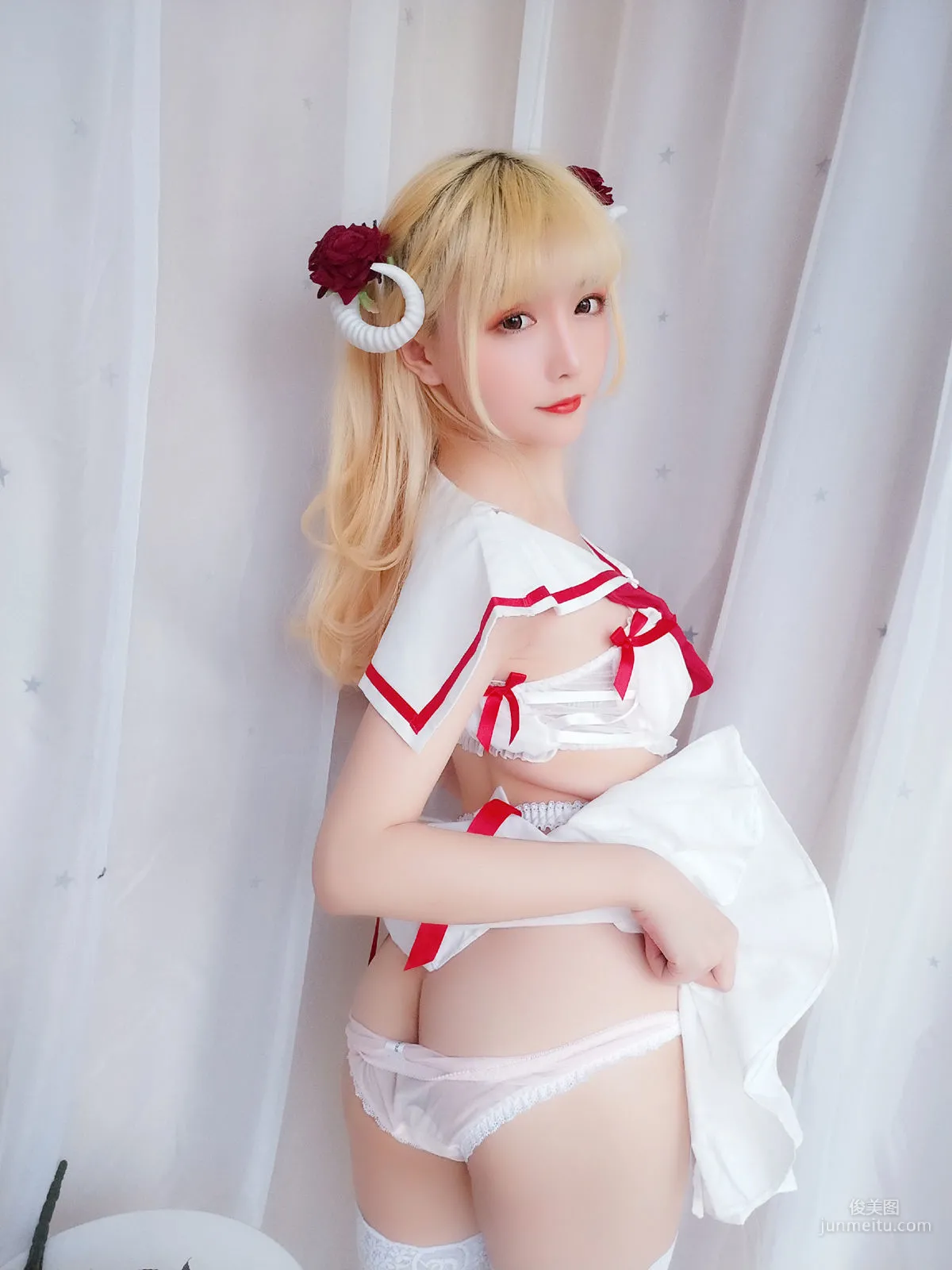 星之迟迟 《玫瑰月光包》 [福利COSPLAY] 写真集34