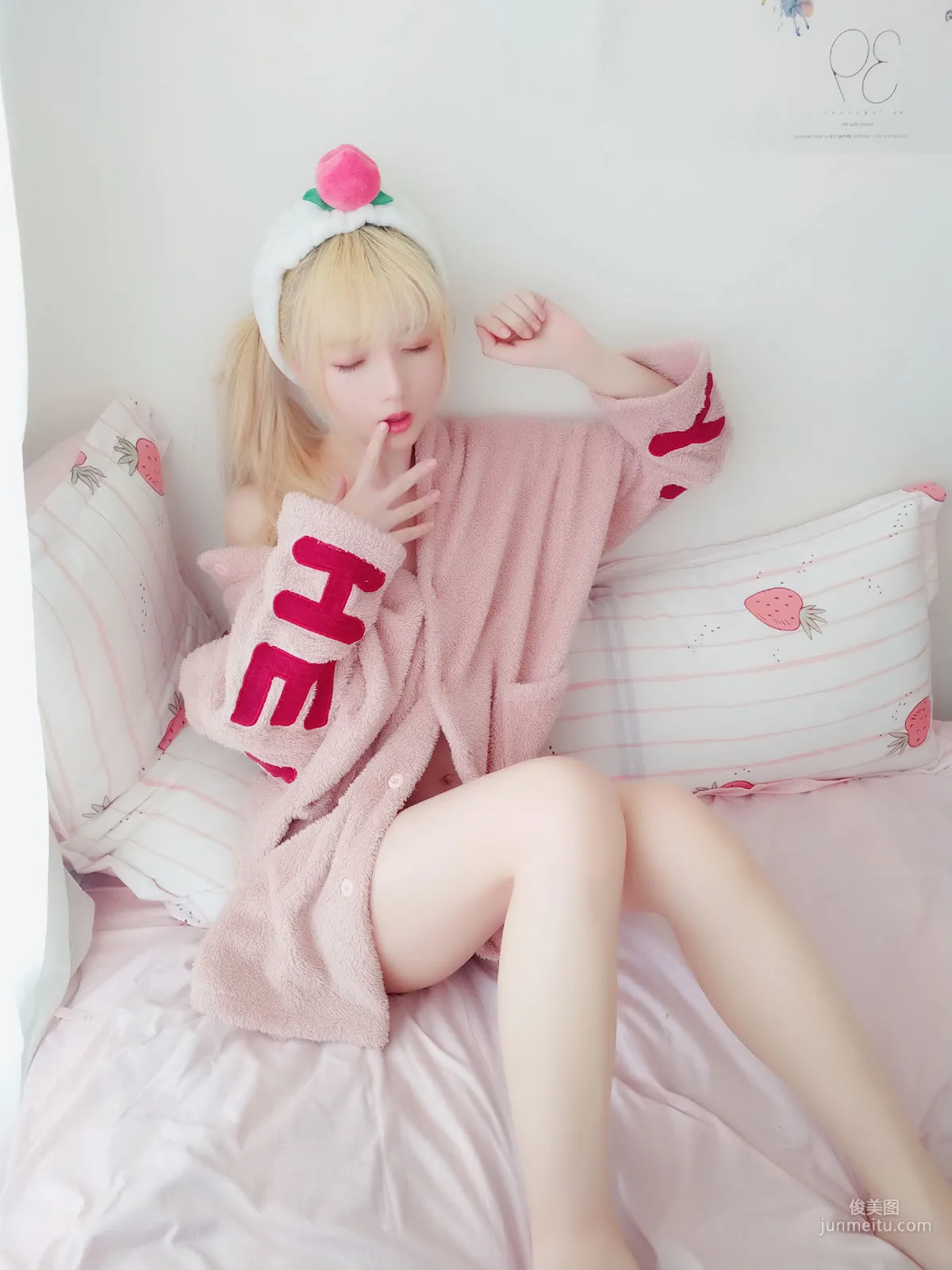 星之迟迟《粉红泡泡包》 [COSPLAY美女] 写真集37