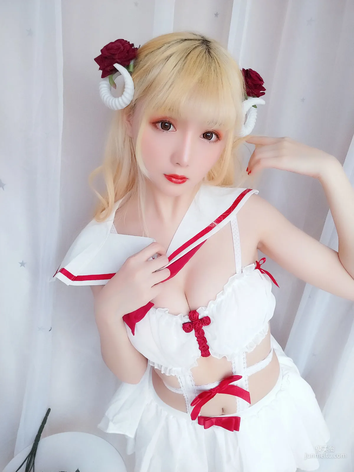 星之迟迟 《玫瑰月光包》 [福利COSPLAY] 写真集37