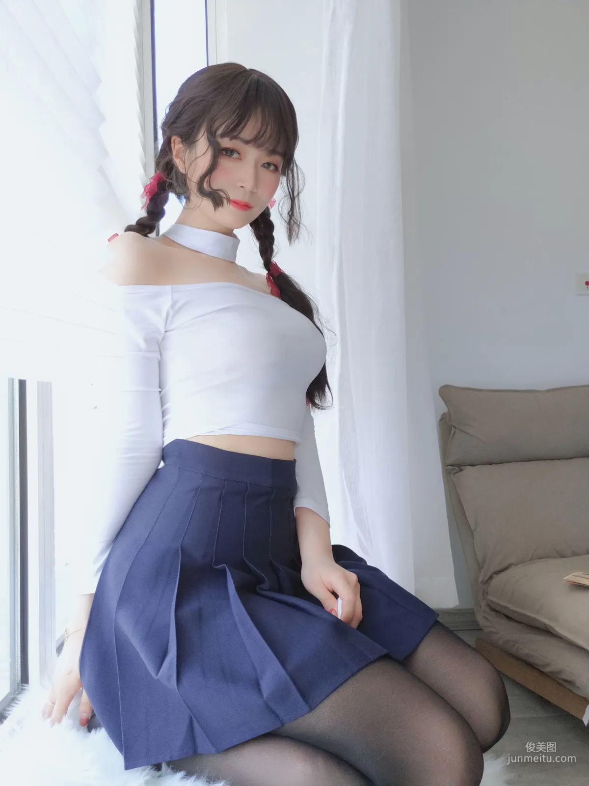 COSER白银81《邻家大姐姐的黑丝2》 [COSPLAY少女] 写真集42