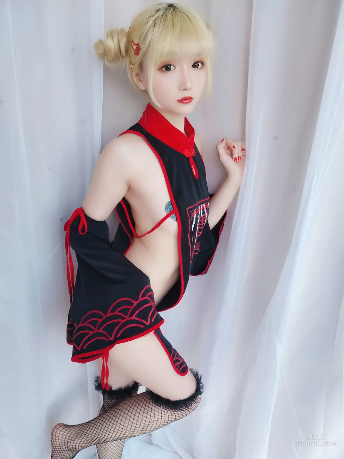 星之迟迟 《幼齿僵尸包》 [福利COSPLAY] 写真集21