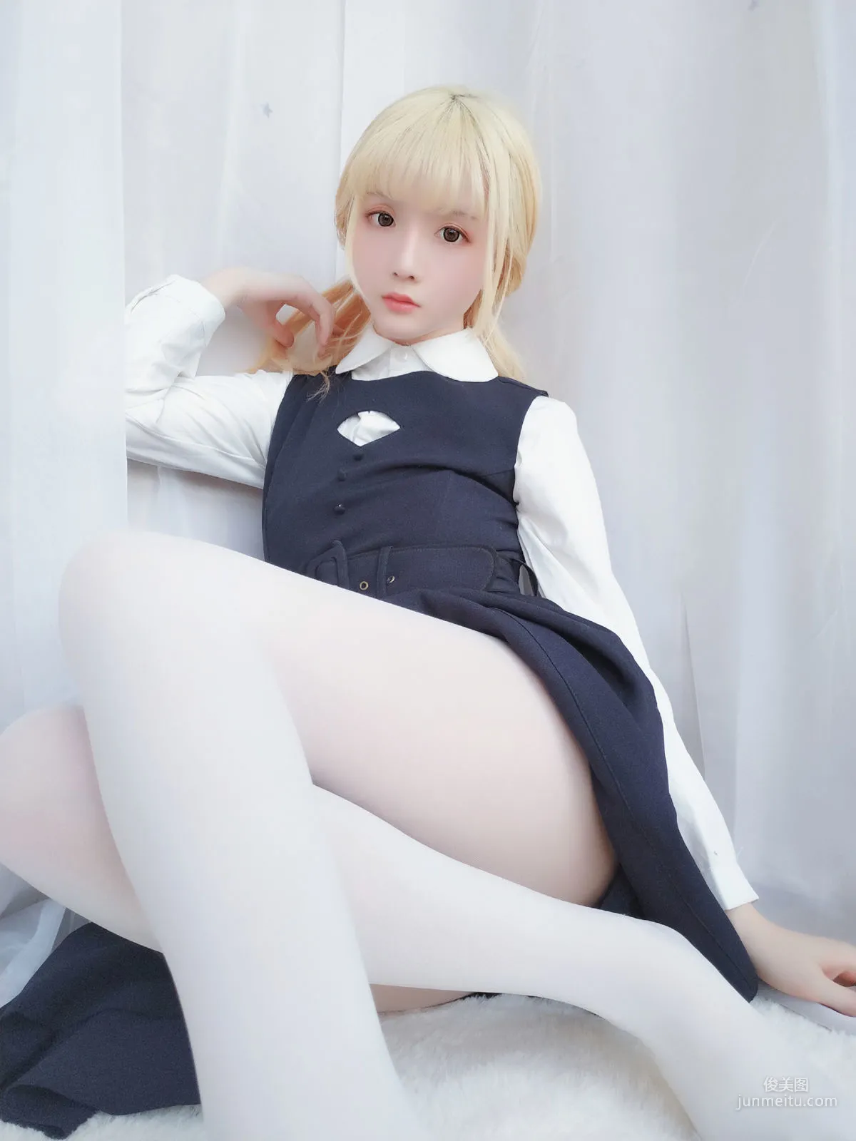 COSER小姐姐星之迟迟 《假日快乐包》 [福利COSPLAY] 写真集40