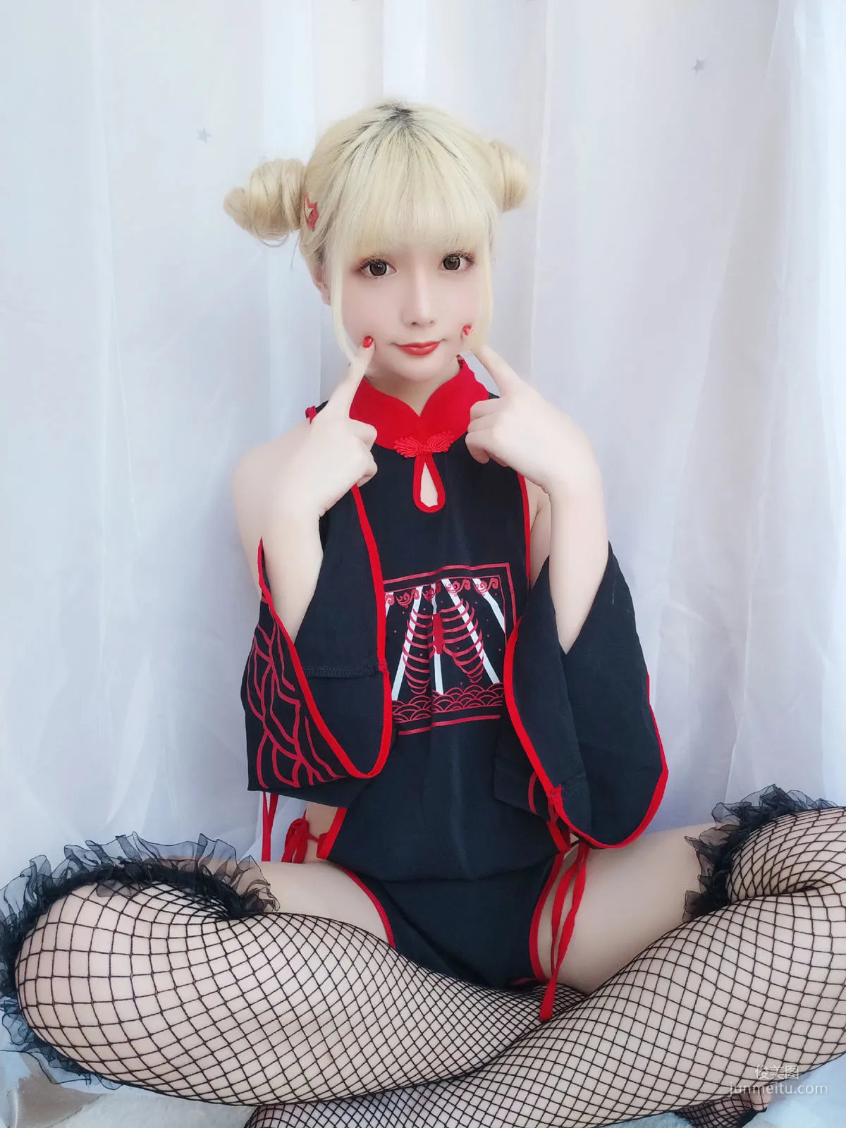 星之迟迟 《幼齿僵尸包》 [福利COSPLAY] 写真集49