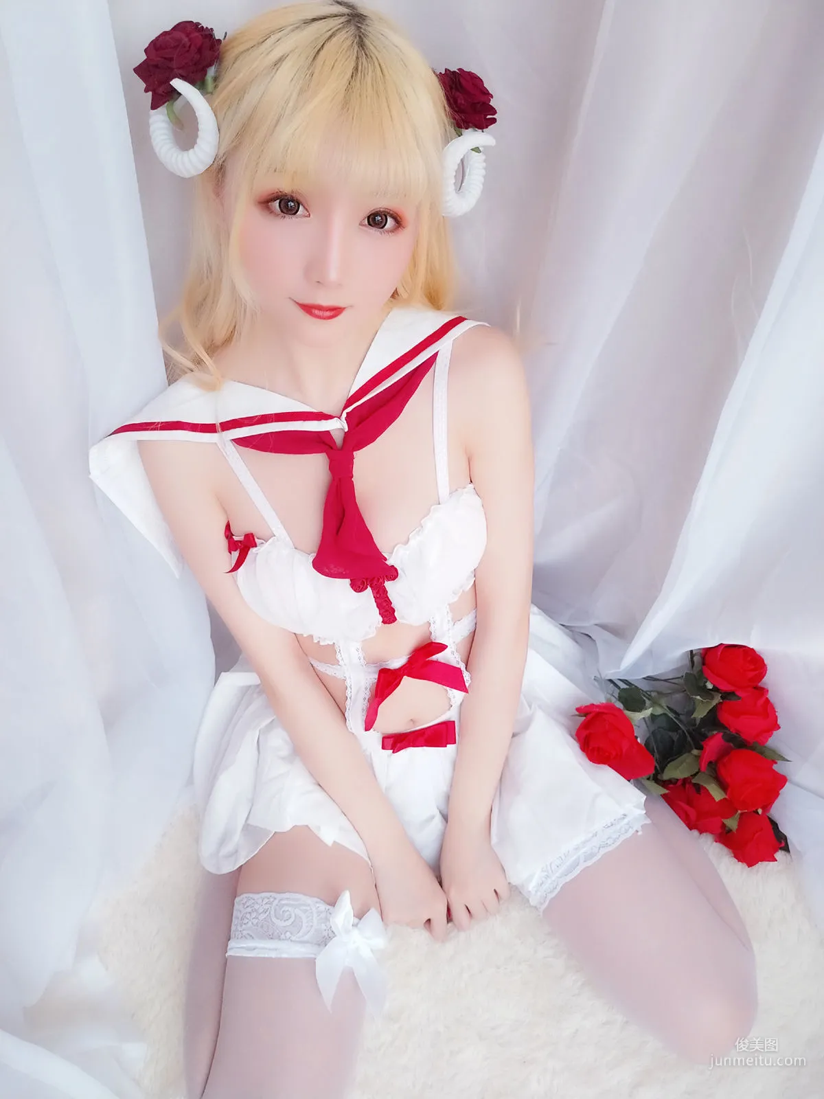 星之迟迟 《玫瑰月光包》 [福利COSPLAY] 写真集45