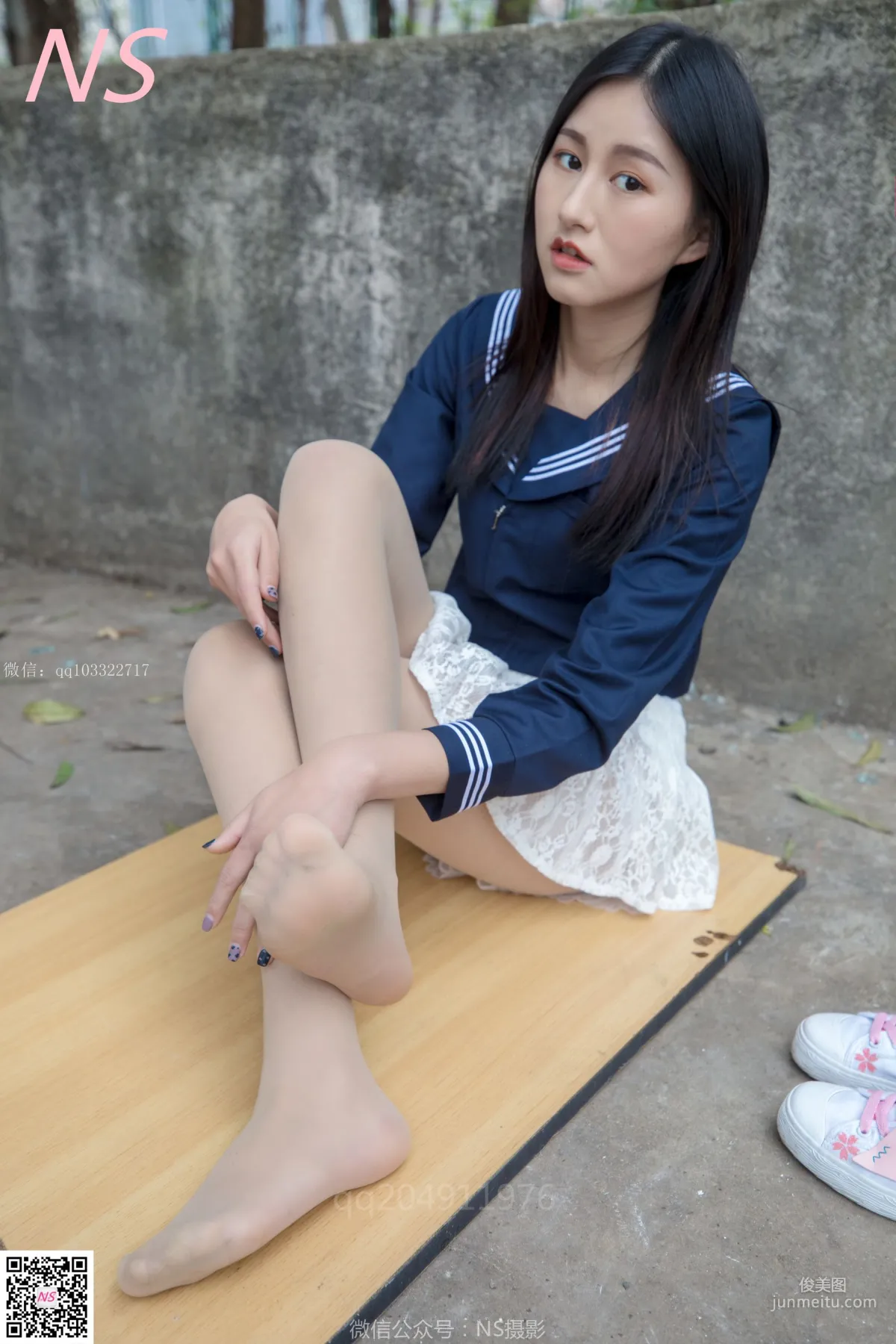 北北《制服肉丝超短裙》 [纳丝摄影] 写真集72