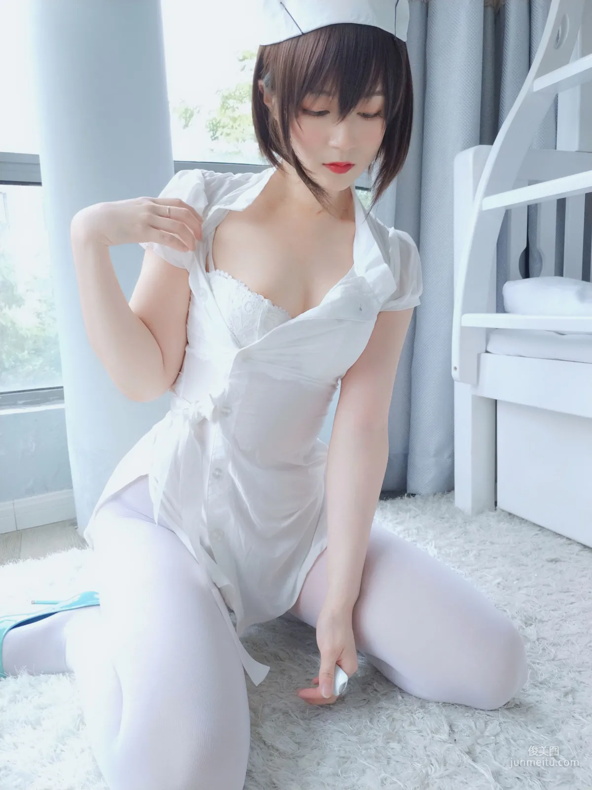 白银81《白丝小护士》 [COSPLAY少女] 写真集25