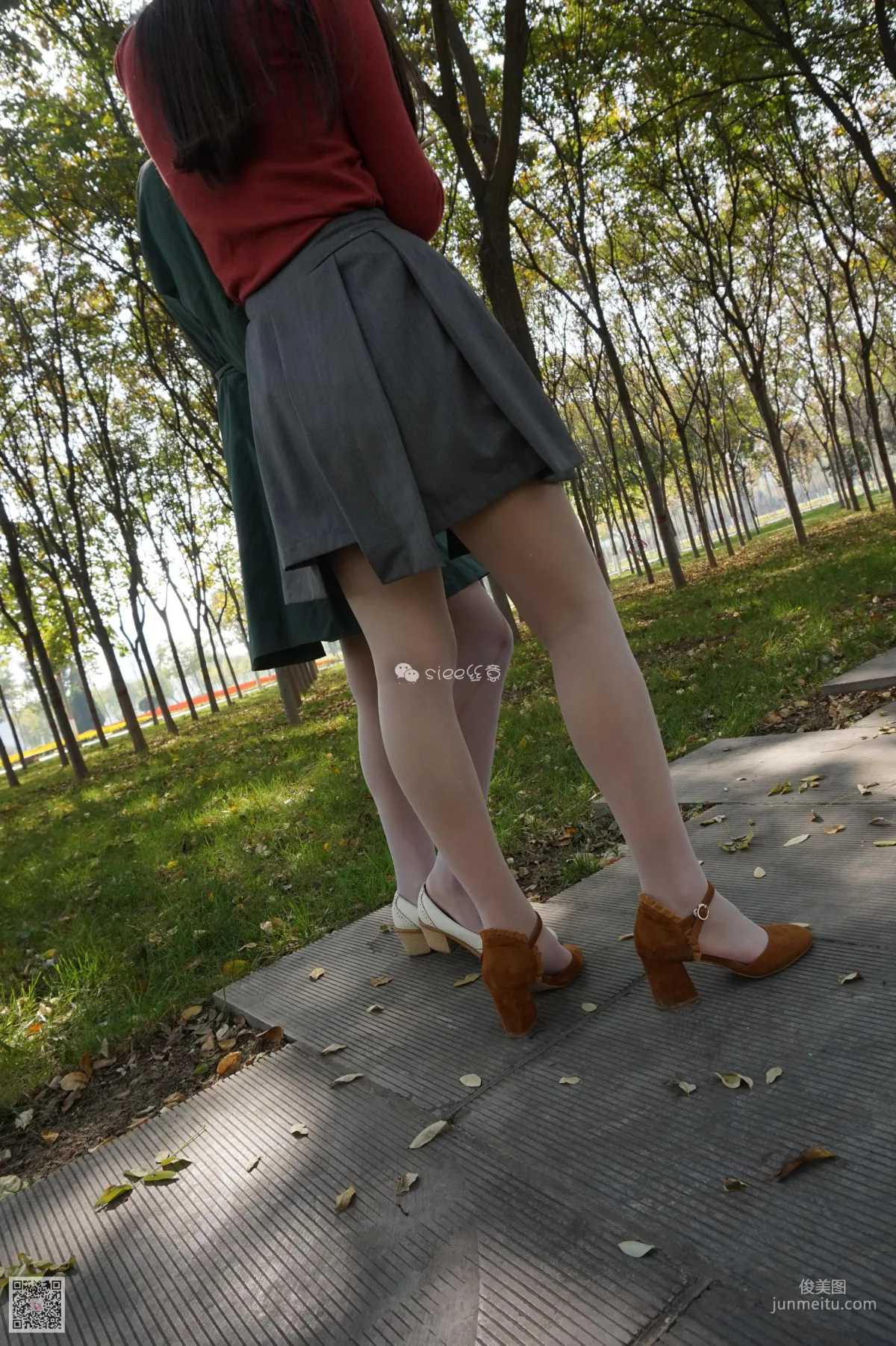 鱼鱼&茹茹《公园小路》 [丝意SIEE] No.012 写真集58