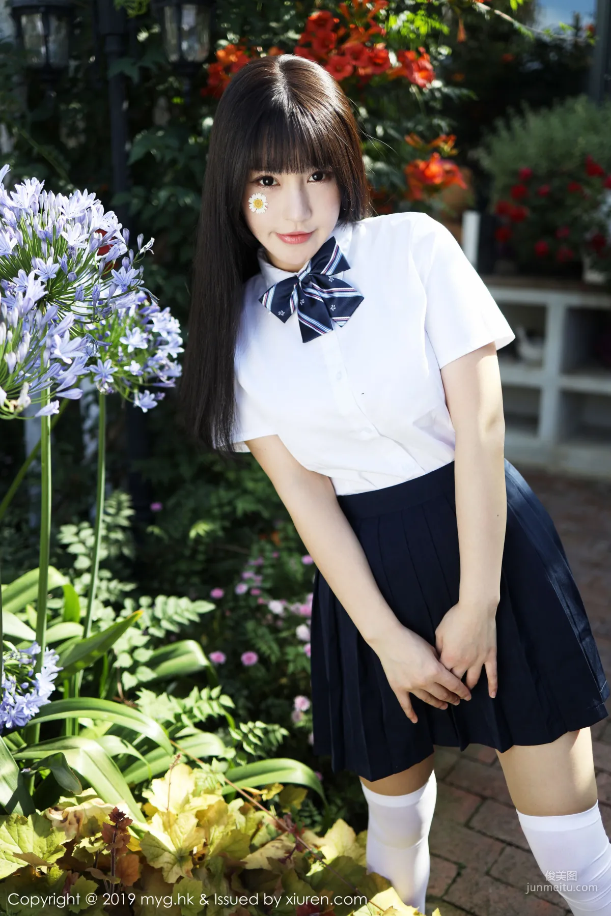 Flower朱可儿《户外学院风学生装系列》 [美媛馆MyGirl] Vol.394 写真集15