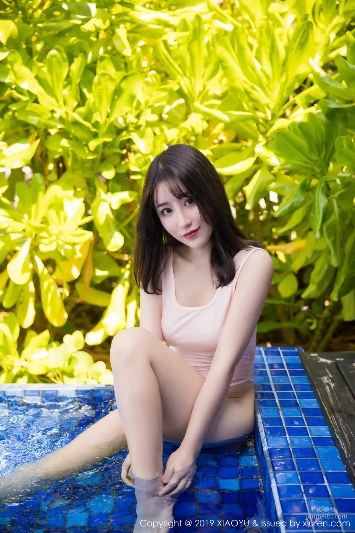 绯月樱-Cherry《户外美臀到漓尽致的浴室湿身系列》 [语画界XIAOYU] Vol.155 写真集31