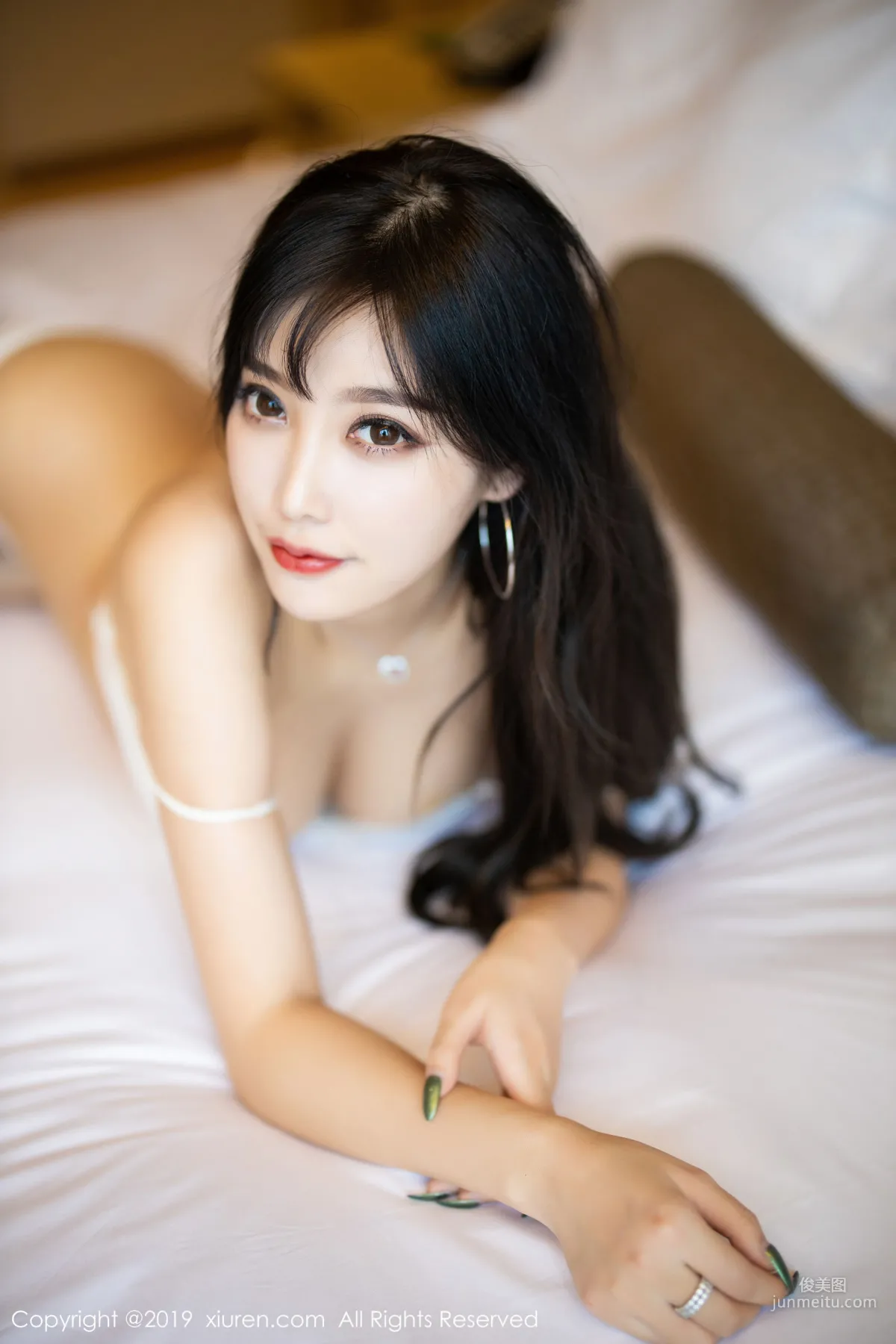 杨晨晨sugar《网袜美腿翘臀诱惑》 [秀人XIUREN] No.1746 写真集93