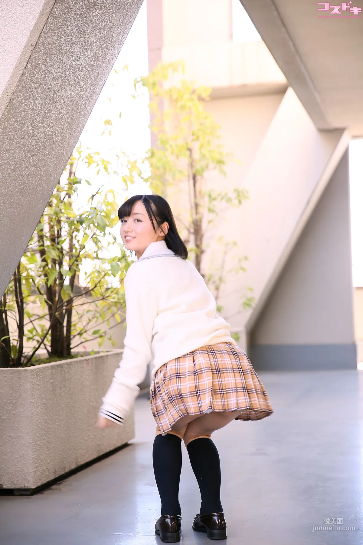 [Cosdoki] 桃井さくら momoisakura_pic_seifuku1 写真集28