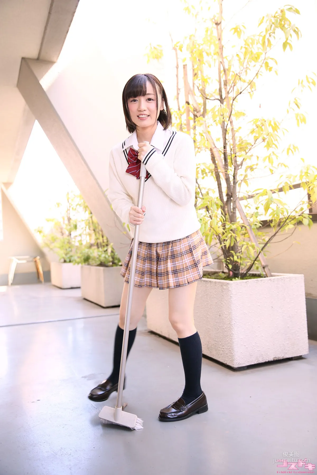 [Cosdoki] 桃井さくら momoisakura_pic_seifuku1 写真集55