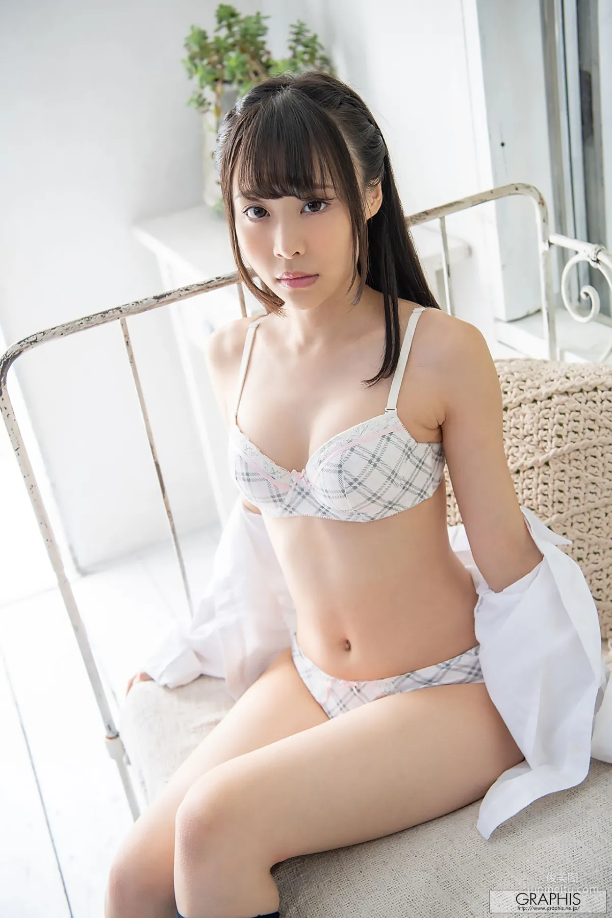 吉岡ひより(吉冈日和) Hiyori Yoshioka [Graphis] First Gravure 初脱ぎ娘 No.168 写真集33