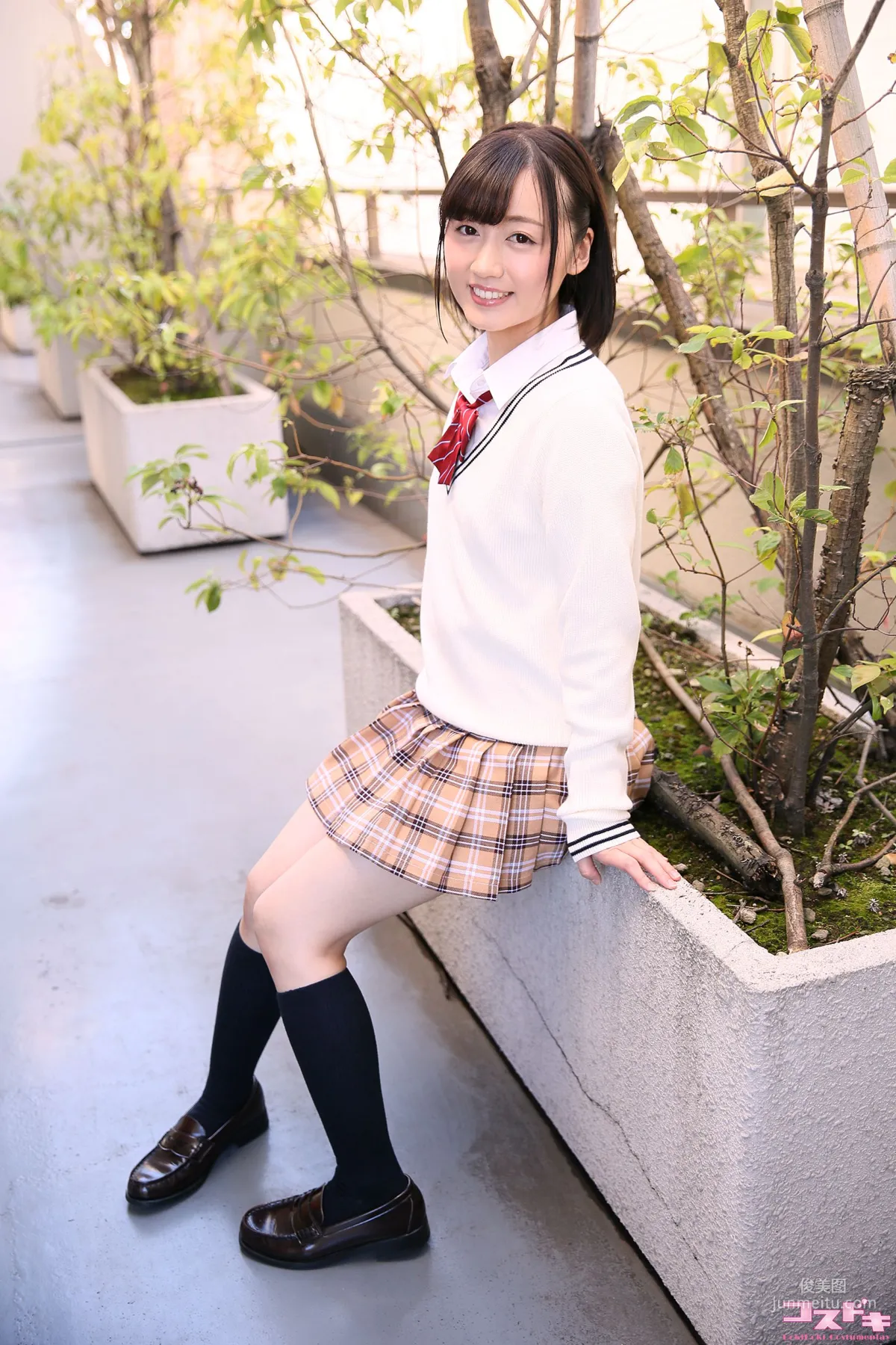 [Cosdoki] 桃井さくら momoisakura_pic_seifuku1 写真集35