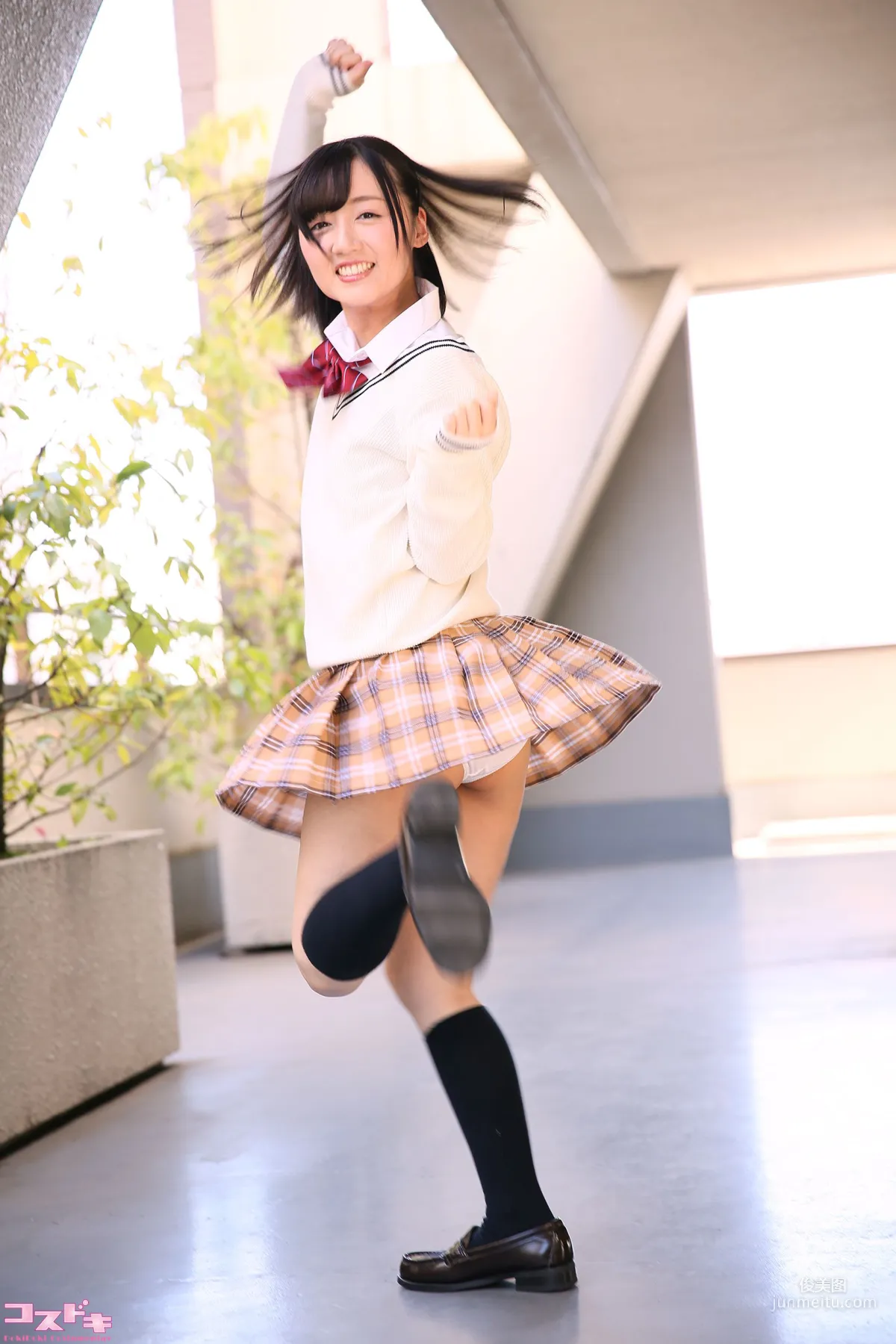 [Cosdoki] 桃井さくら momoisakura_pic_seifuku1 写真集23