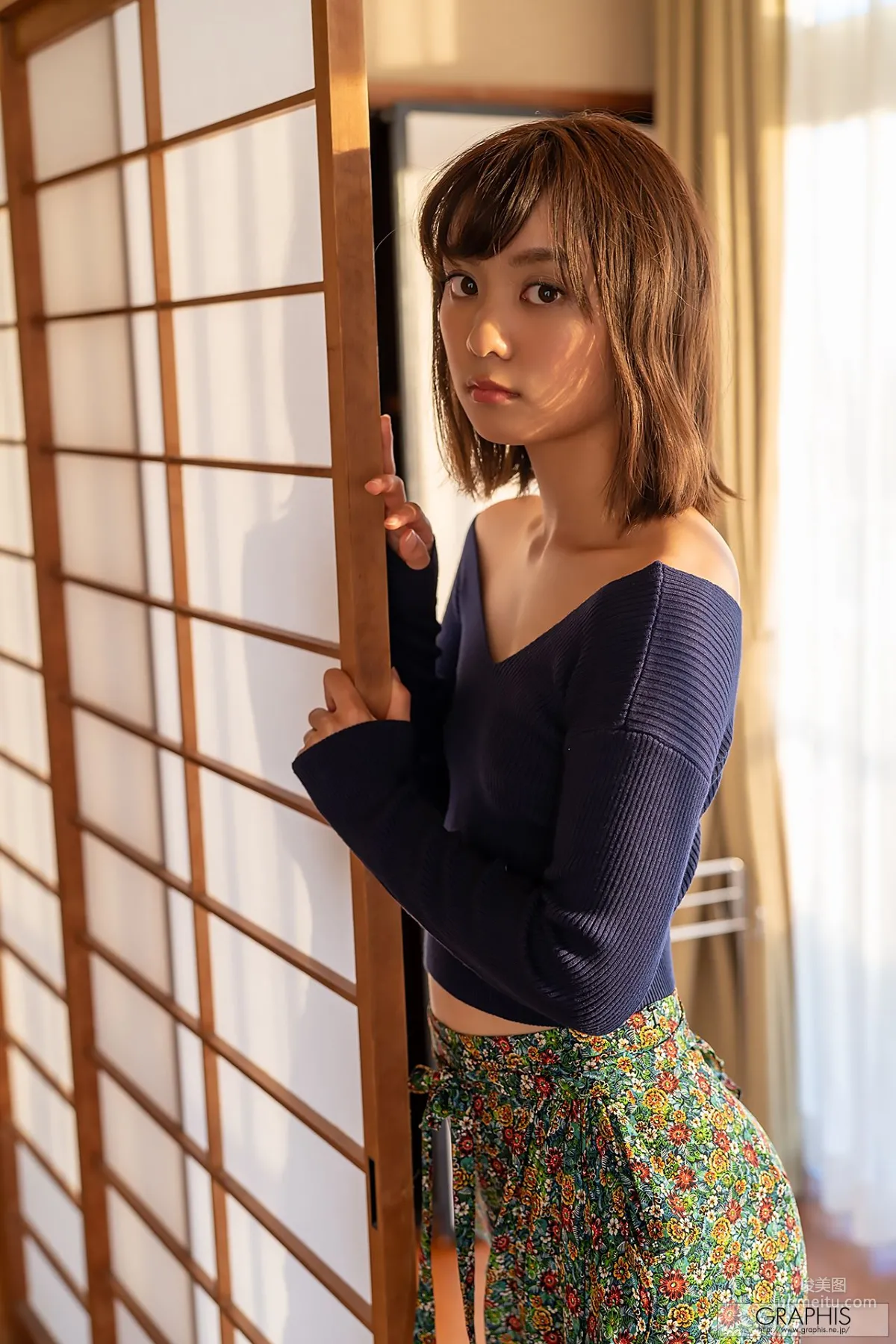 もなみ鈴(萌波铃) Suzu Monami [Graphis] First Gravure 初脱ぎ娘 No.167 写真集55