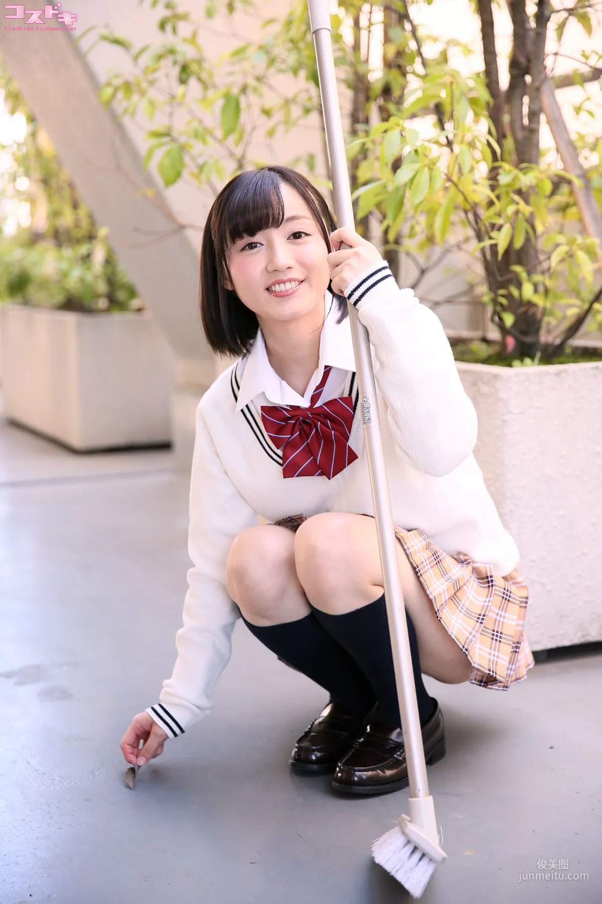 [Cosdoki] 桃井さくら momoisakura_pic_seifuku1 写真集57