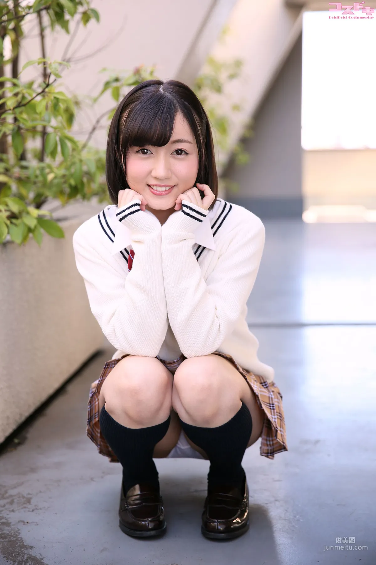 [Cosdoki] 桃井さくら momoisakura_pic_seifuku1 写真集3