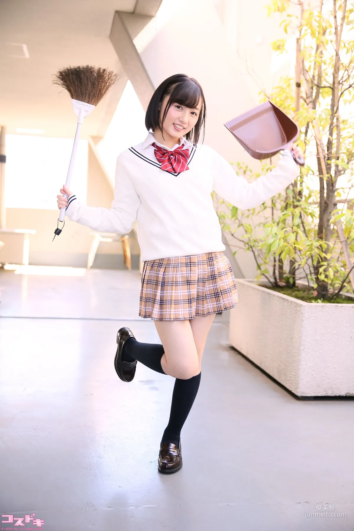 [Cosdoki] 桃井さくら momoisakura_pic_seifuku1 写真集40