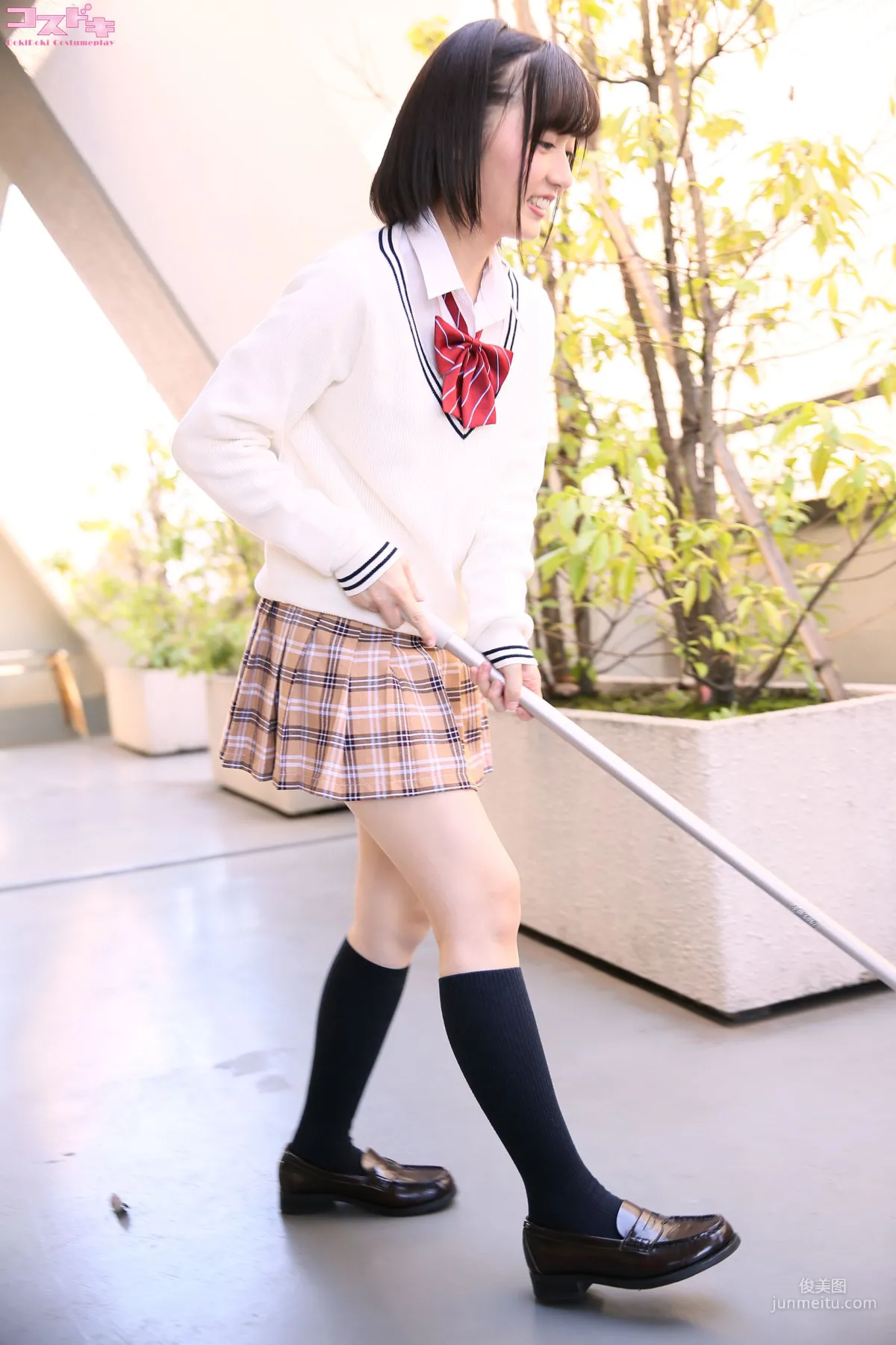 [Cosdoki] 桃井さくら momoisakura_pic_seifuku1 写真集51