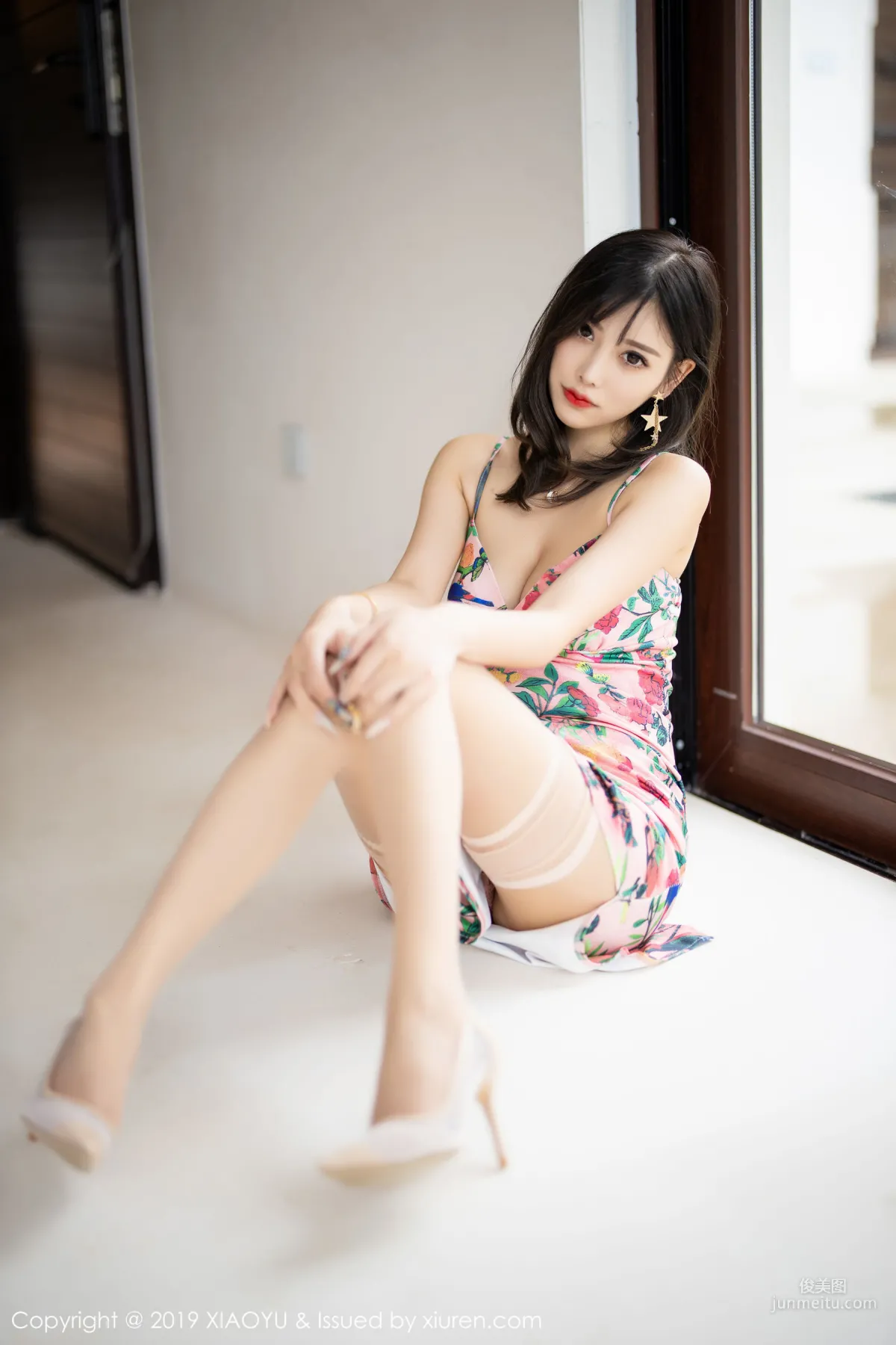 杨晨晨sugar《绝代佳人诱人姿态》 [语画界XIAOYU] Vol.194 写真集18