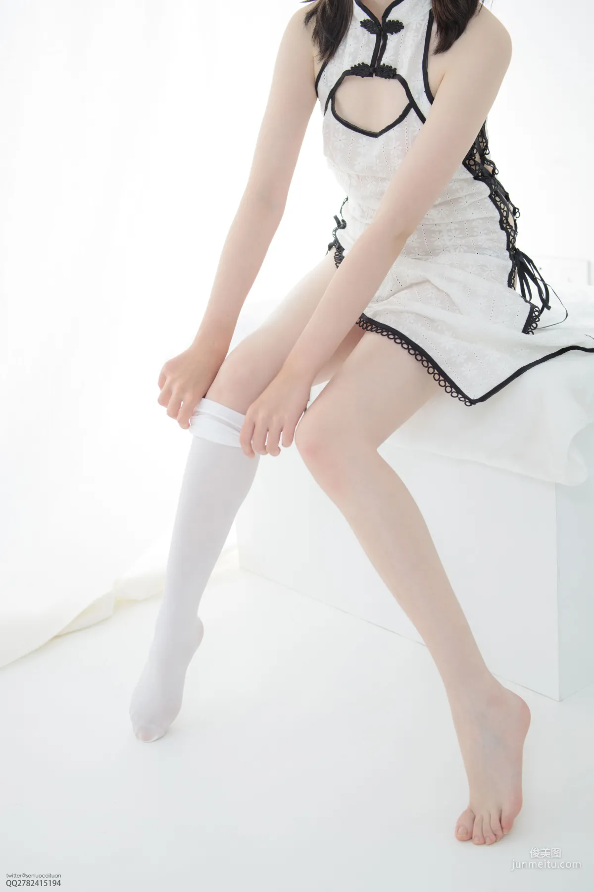 Aika《慵懒的旗袍》 高筒袜80D [森萝财团] JKFUN-035 写真集104