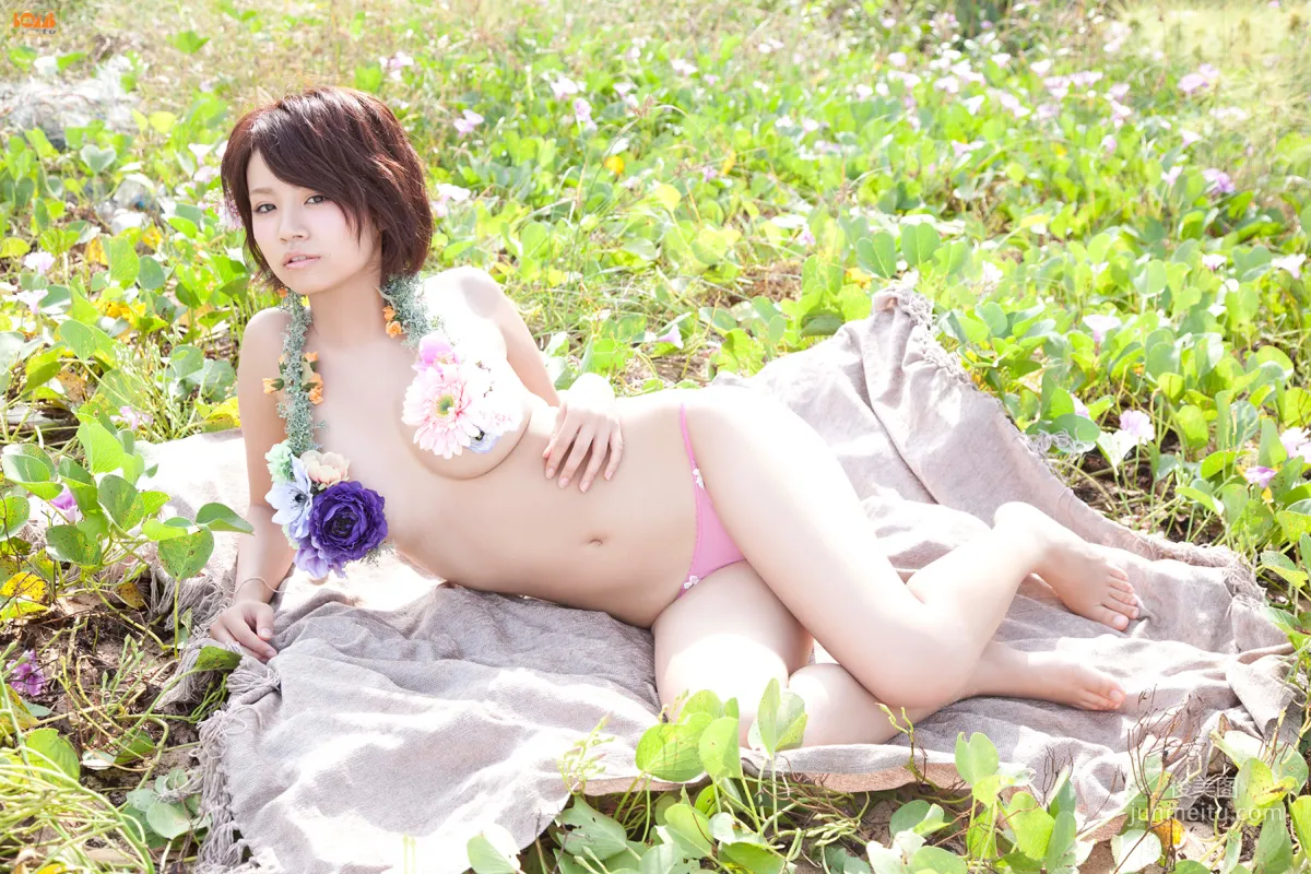 菜乃花 Nanoka 写真集 [Bomb.TV] 2013年12月号 30