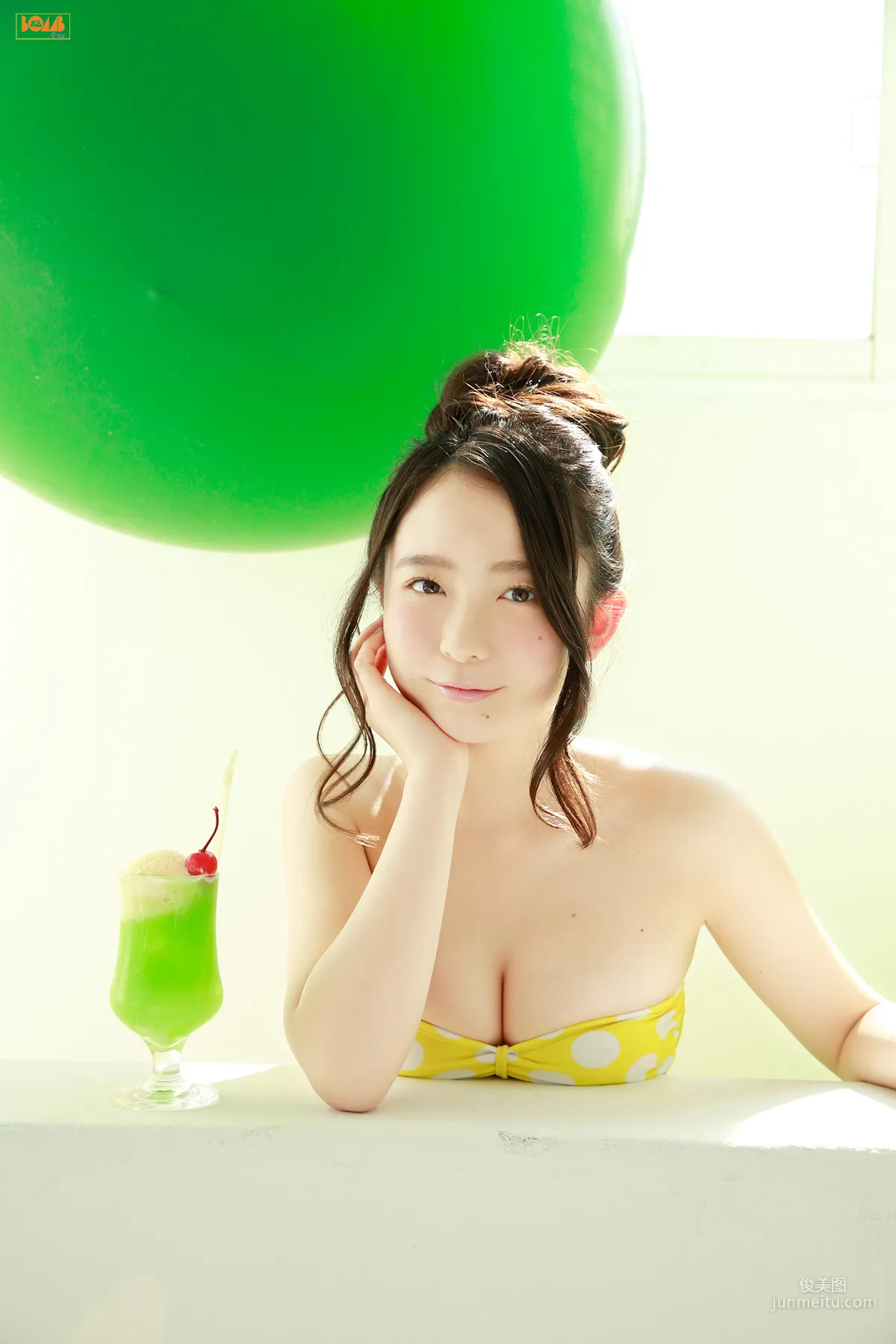 Yumi Nakano 中野佑美 写真集 [Bomb.TV] 2015年04月号 51