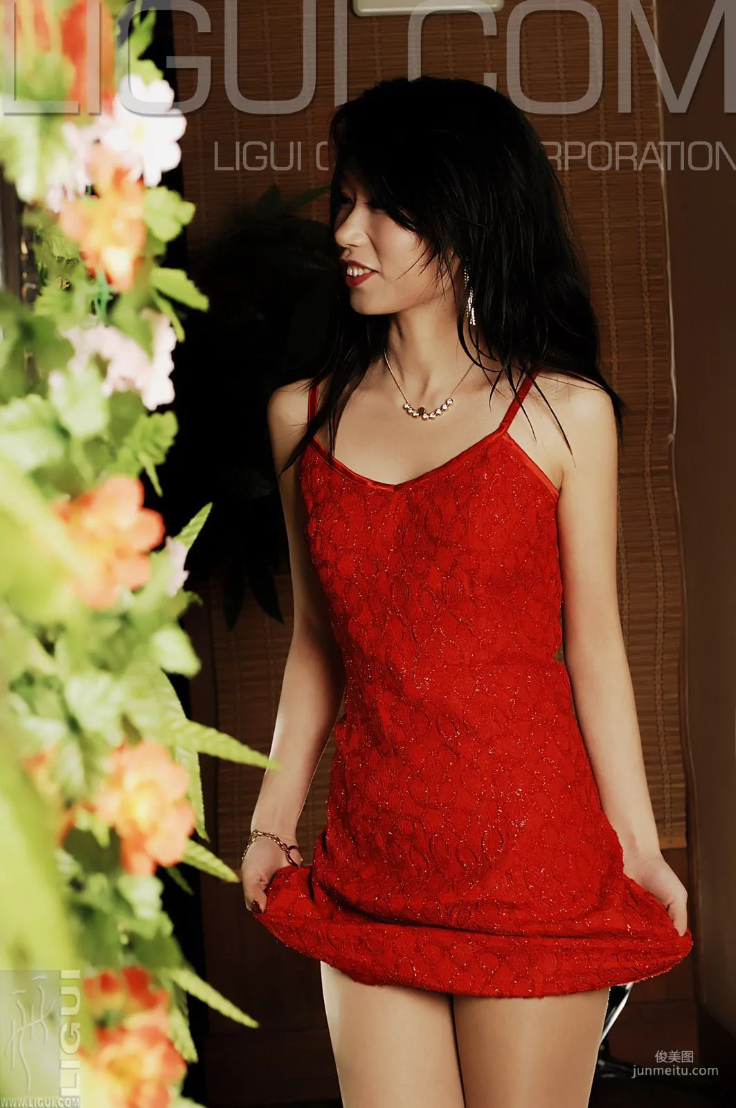 [丽柜LiGui] Model 海伦《少女的紅裙》丝足写真集图片7