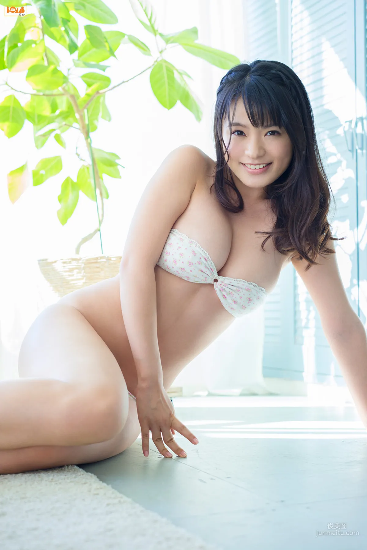 星名美津紀《僕の部屋は陽あたりが良い》写真集 [Bomb.TV] 2016年02月号 64