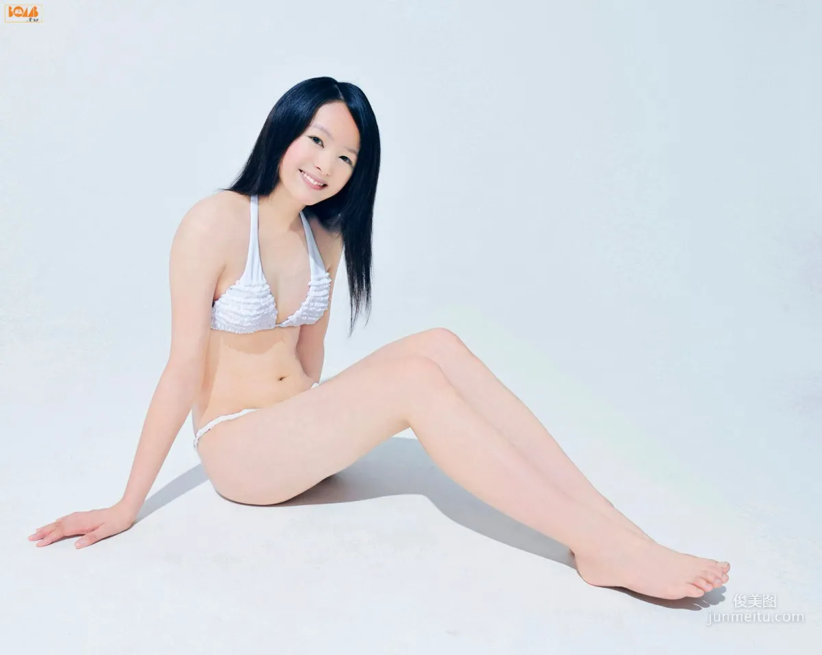 《Next Bikini 次世代ビ♥キ♥ニ》 写真集 [Bomb.TV] 2010年11月刊 10