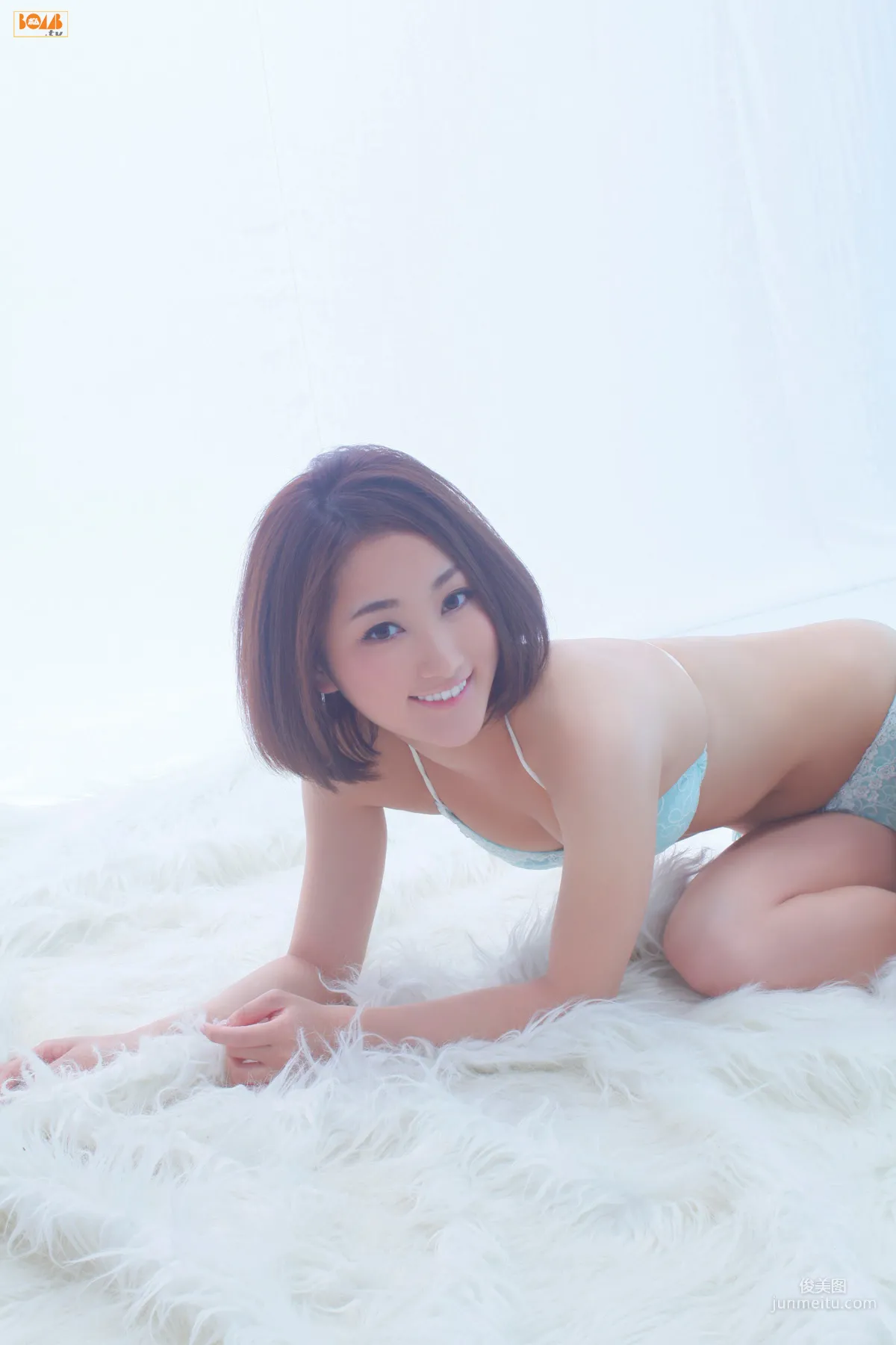 [Bomb.TV] 2012年01月号 吉永実夏 Mika Yoshinaga 写真集26