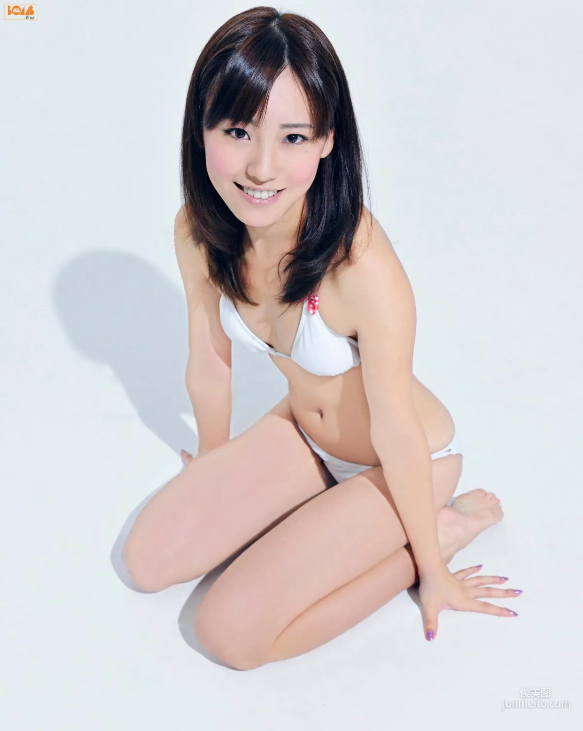 《Next Bikini 次世代ビ♥キ♥ニ》 写真集 [Bomb.TV] 2010年11月刊 20