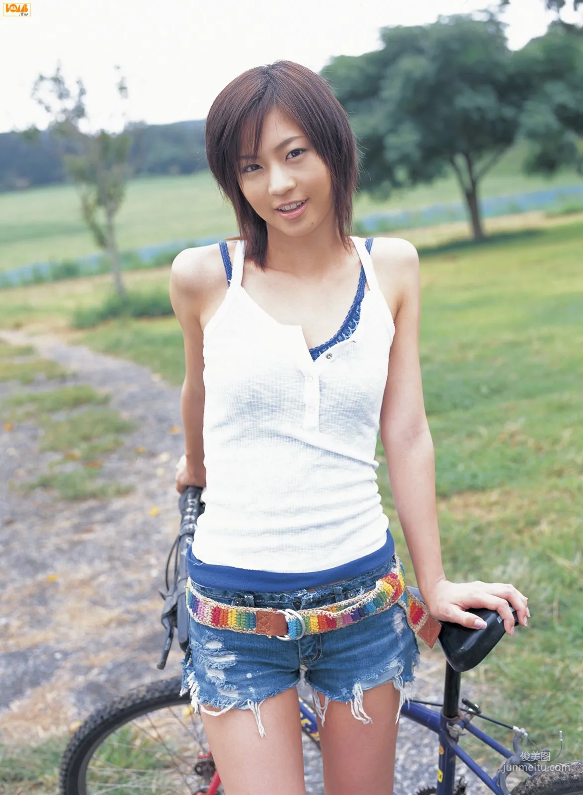 [Bomb.TV] 2005年11月刊 Misako Yasuda 安田美沙子 写真集1