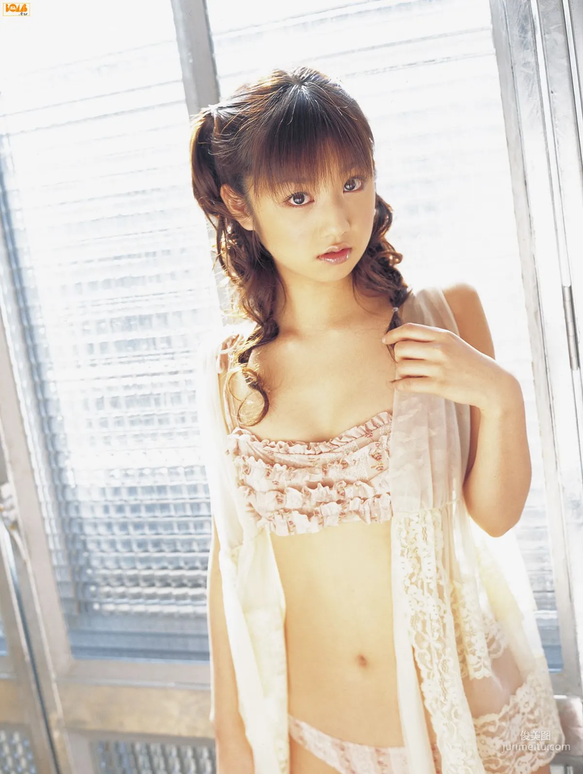 [Bomb.TV] 2006年03月刊 Yuko Ogura 小倉優子 写真集44