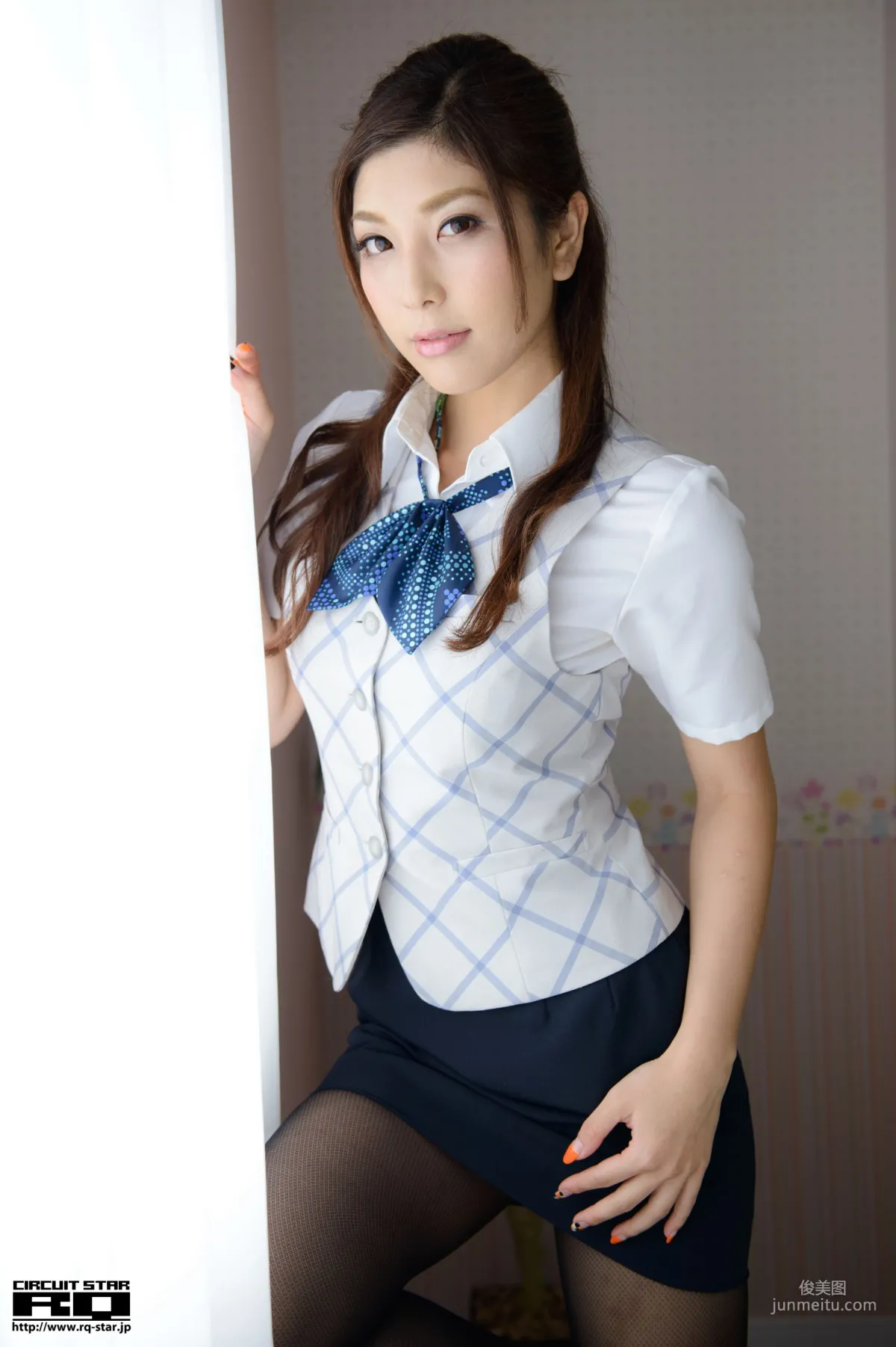 [RQ-STAR] NO.00978 Tomoka Wakamatsu 若松朋加 Office Lady 黑丝OL 写真集76