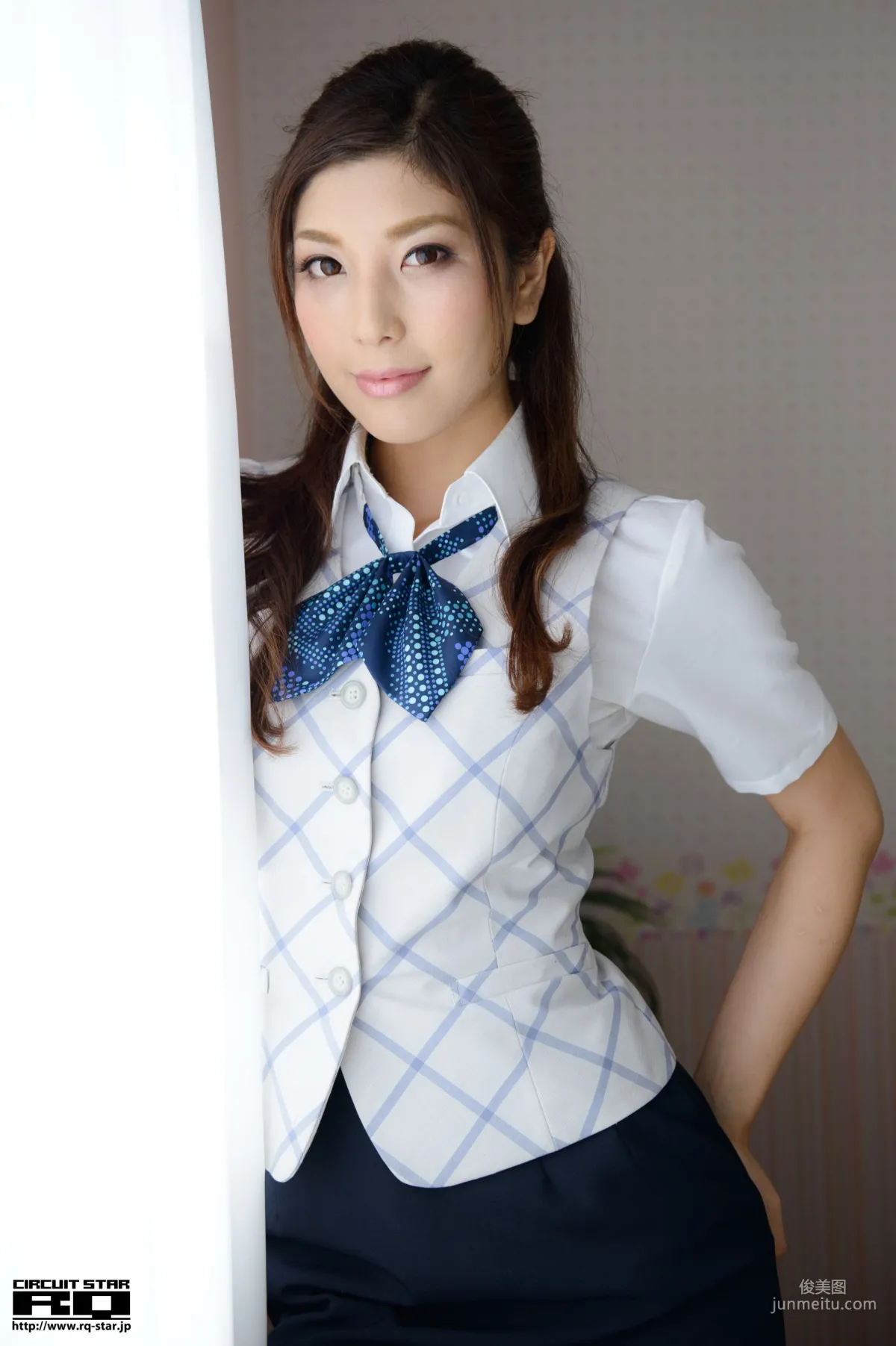 [RQ-STAR] NO.00978 Tomoka Wakamatsu 若松朋加 Office Lady 黑丝OL 写真集75