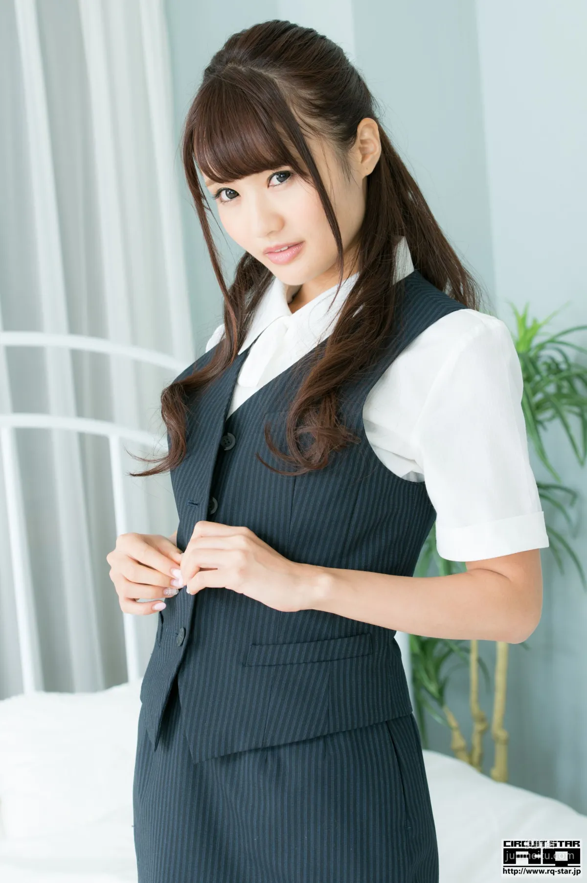 [RQ-STAR] NO.00952 Kanae Nakamura 中村奏絵/中村奏绘 Office Lady 写真集64