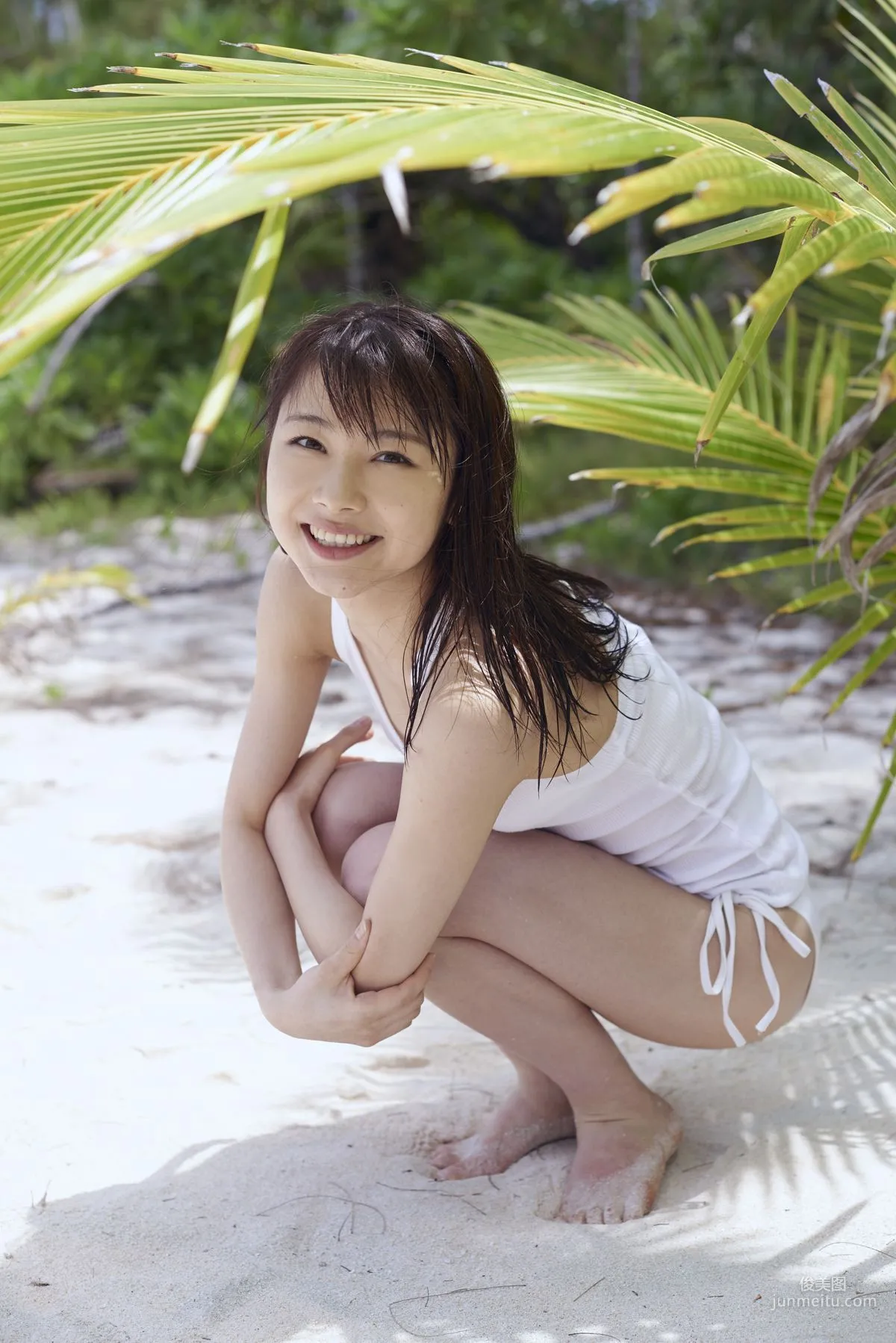 石田亜佑美 Ishida Ayumi [Hello! Project Digital Books] Vol.149 写真集21