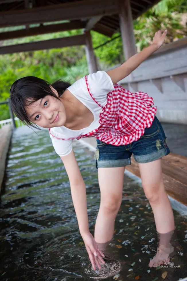 萩原舞 Mai Hagiwara [Hello! Project Digital Books] Vol.70 写真集19