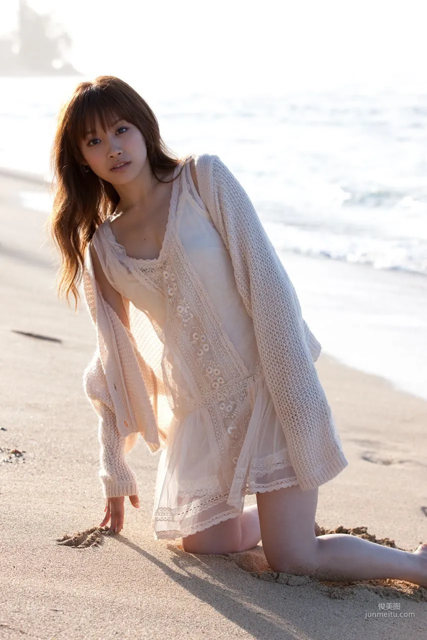 高橋愛 Ai Takahashi [Hello! Project Digital Books] Vol.74 写真集46